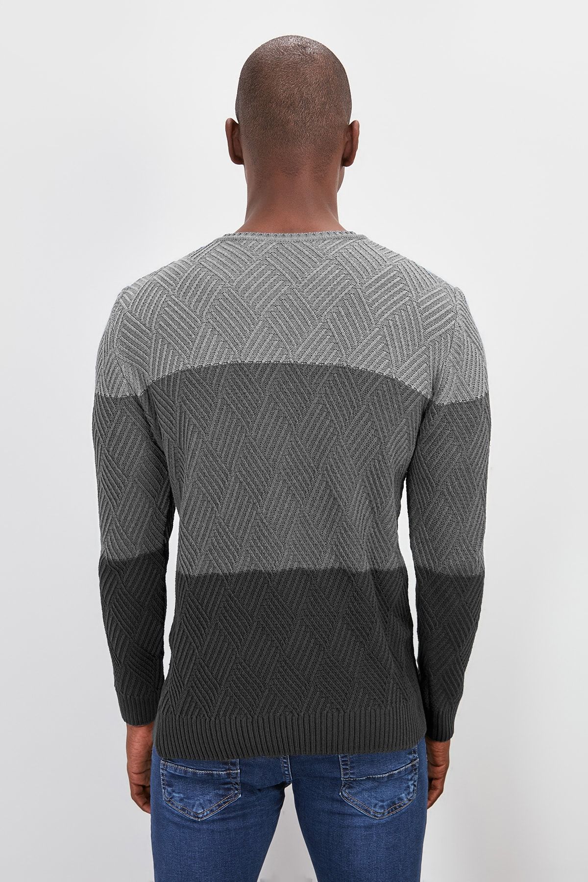 Trendyol Collection-Anthrazitfarbener normaler Radsportpullover – Color Block Block KMNAW20LS0026 4