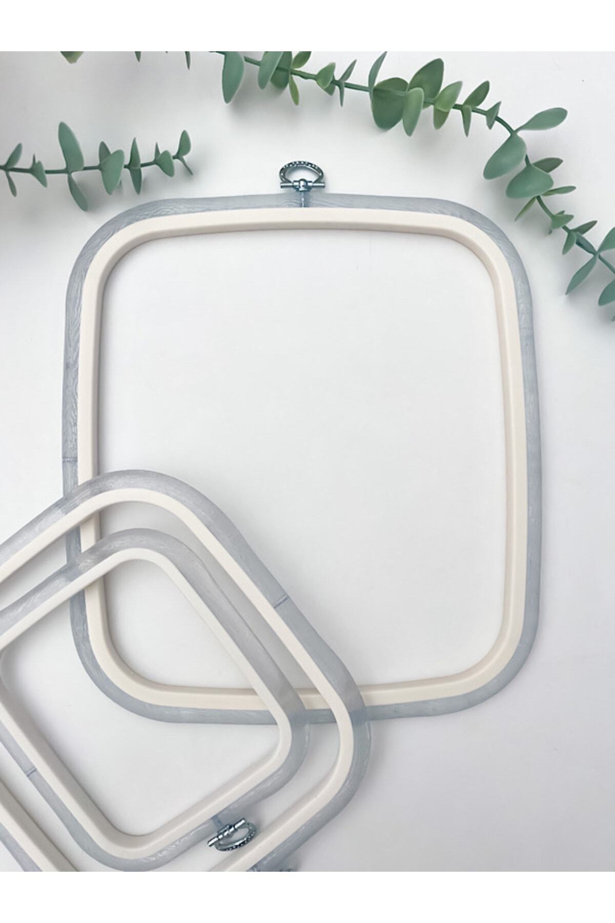 Square Panel Pulley 21.5x24cm - Transparent