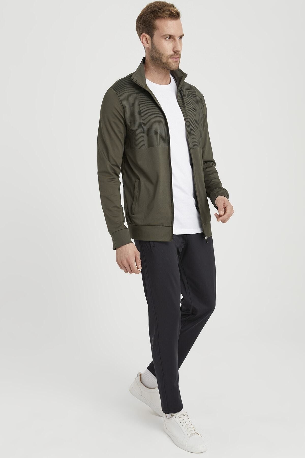 DYNAMO-Men's Khaki Diving Fabric Tracksuit Set with Print Detail on the Front 6