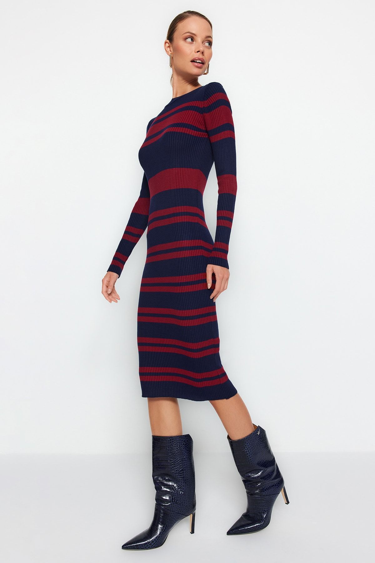 Trendyol Collection Navy Blue Midi Knitwear Crew Neck Striped Dress TWOAW23EL00539