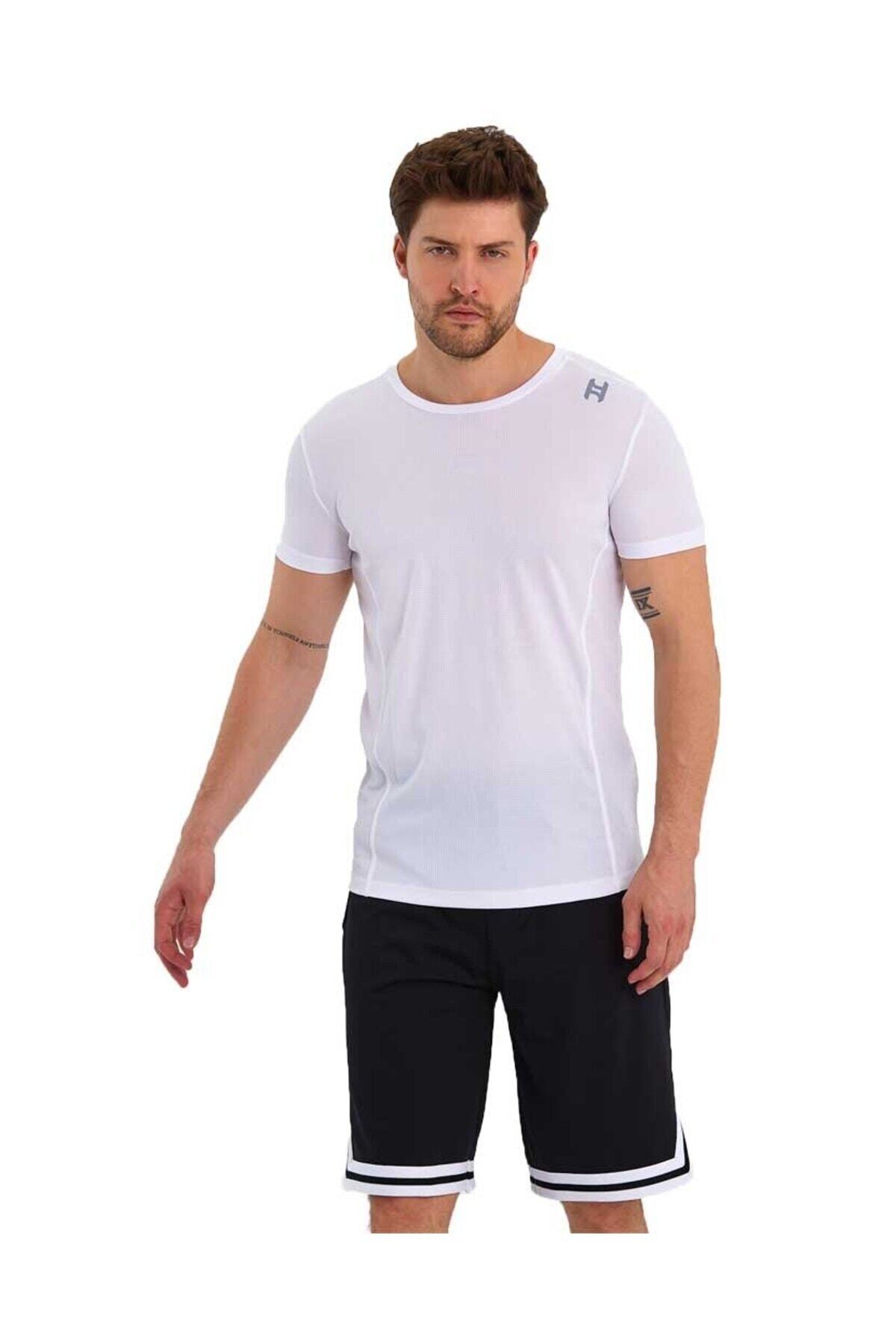 complete the look image