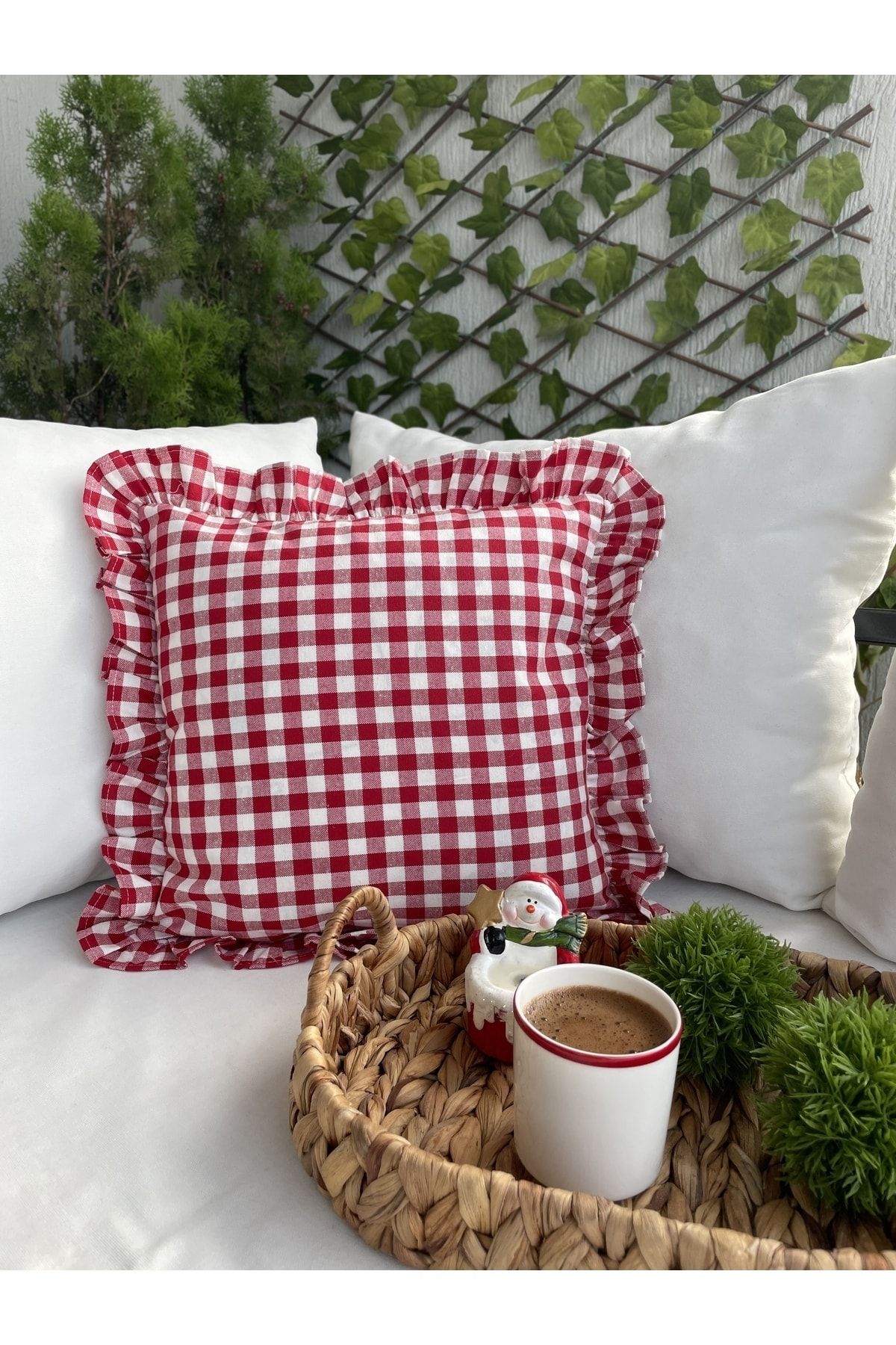 Pillow cases on sale red