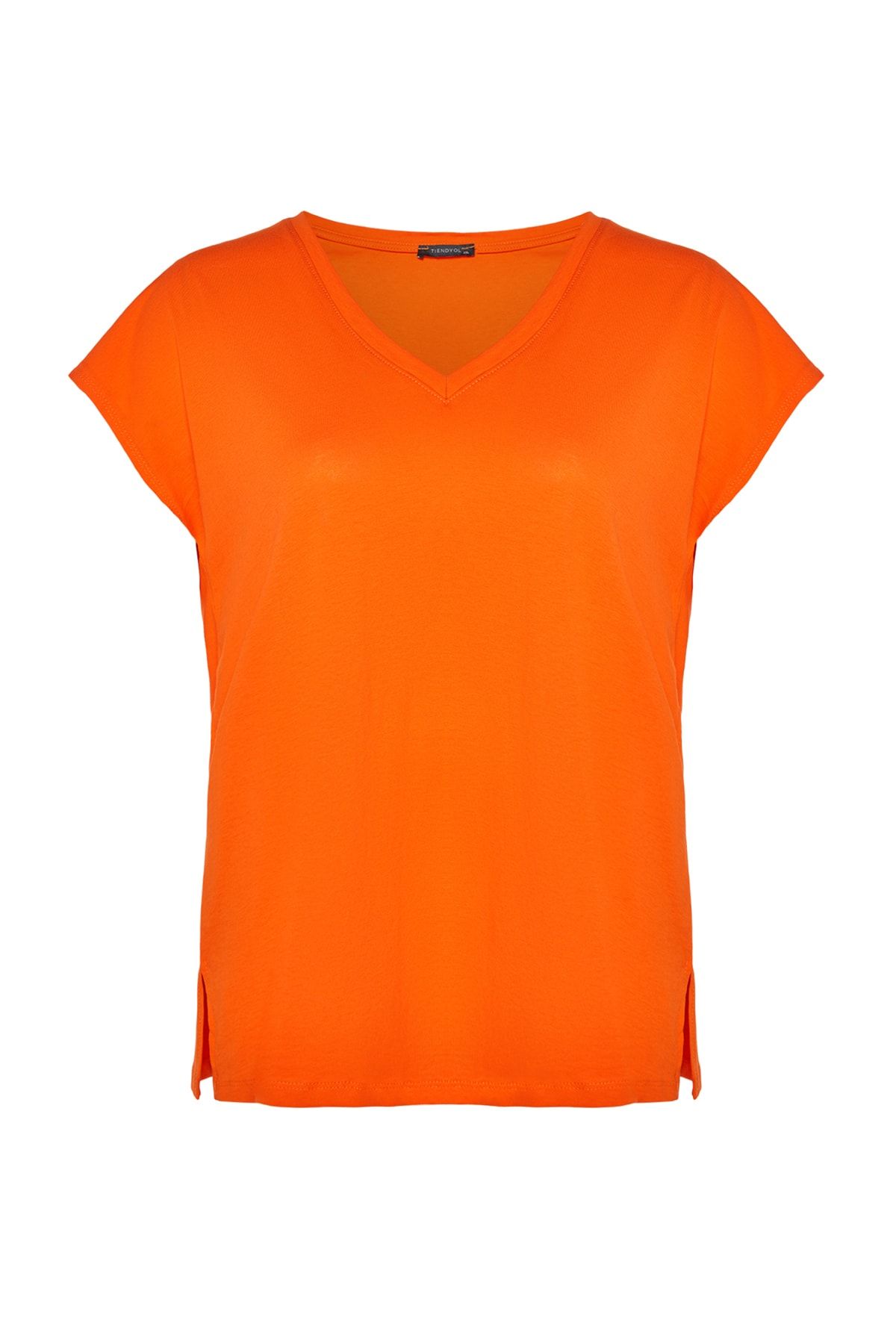 Trendyol Curve-Orangefarbenes Boyfriend-T-Shirt aus 100 % Baumwolle mit V-Ausschnitt und Schlitzdetail - TBBSS22BF0036 6