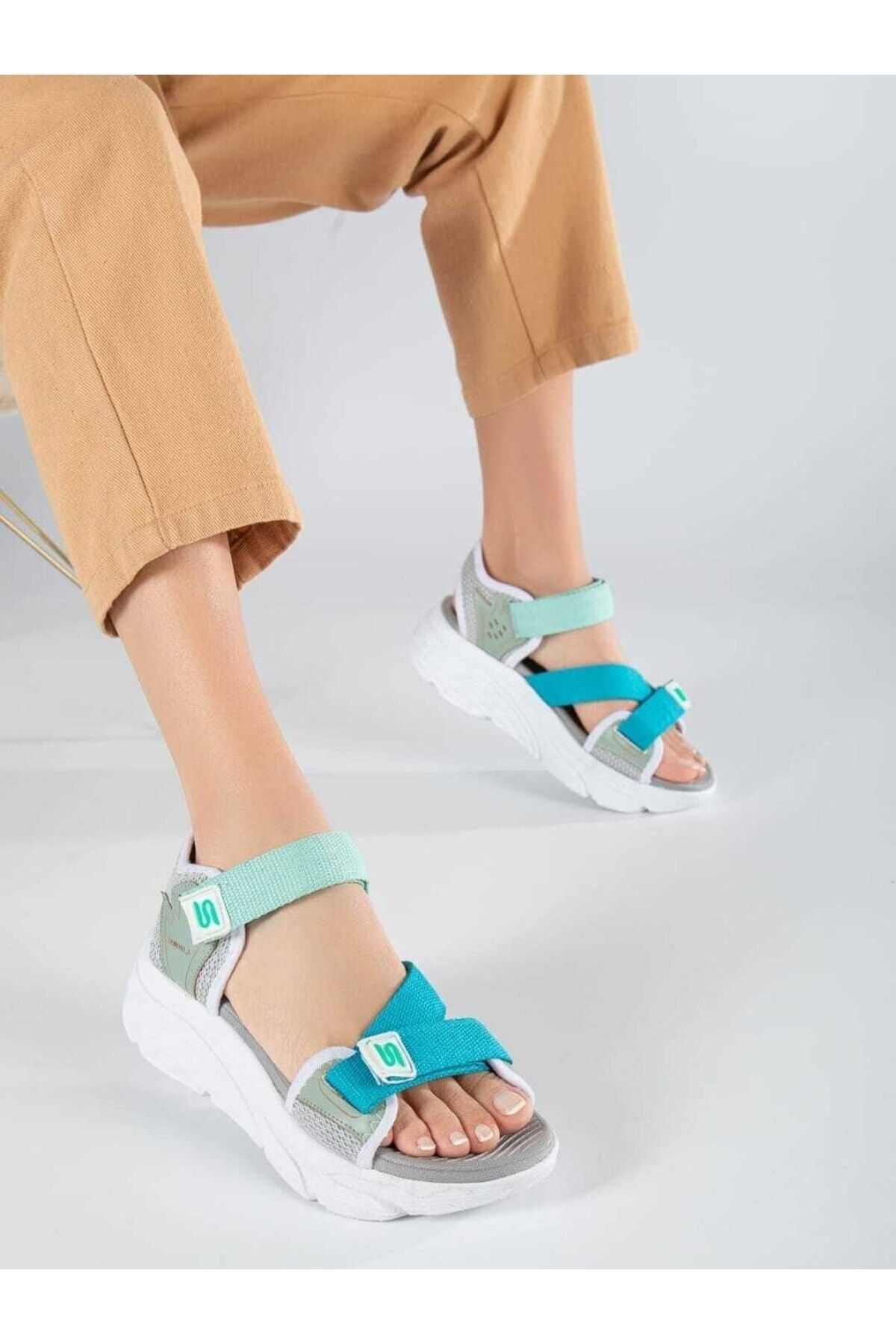 Velcro outlet sports sandals