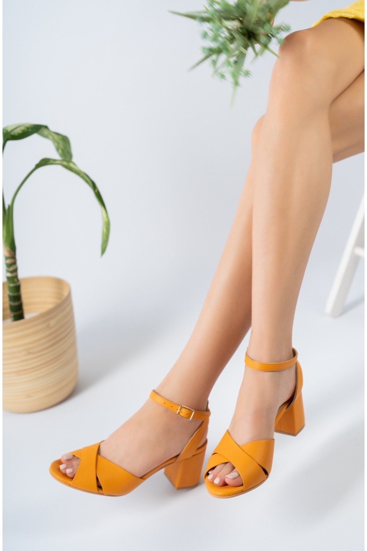 صندل زنانه نارنجی GNS Shoes | Hakiki Deri Çapraz Bantlı Sandalet اورجینال - تصویر 2