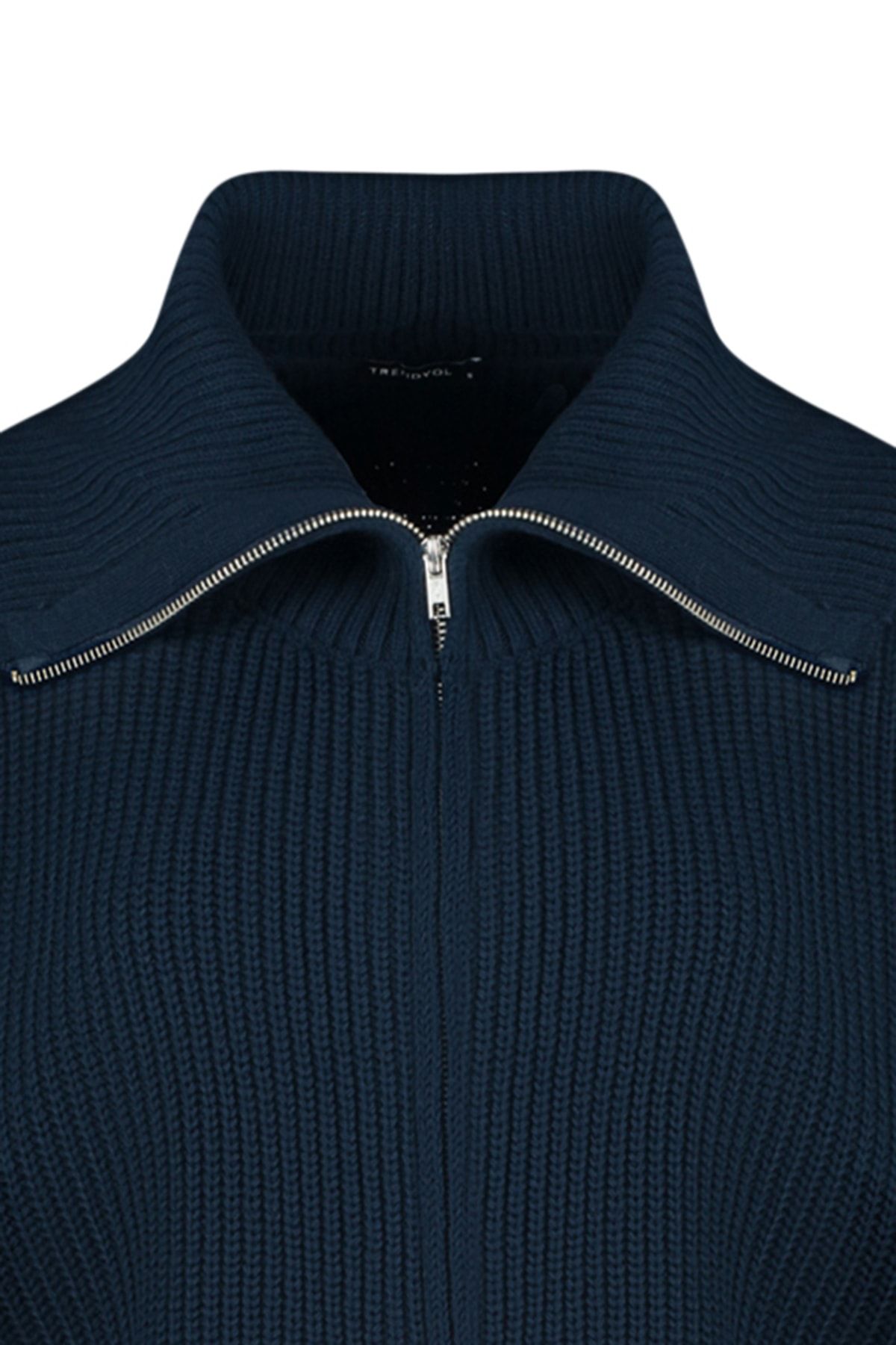 Trendyol Collection-Marineblauer Strick-Cardigan mit weitem Schnitt und Umlegekragen und Reißverschluss TWOAW24HI00072 7