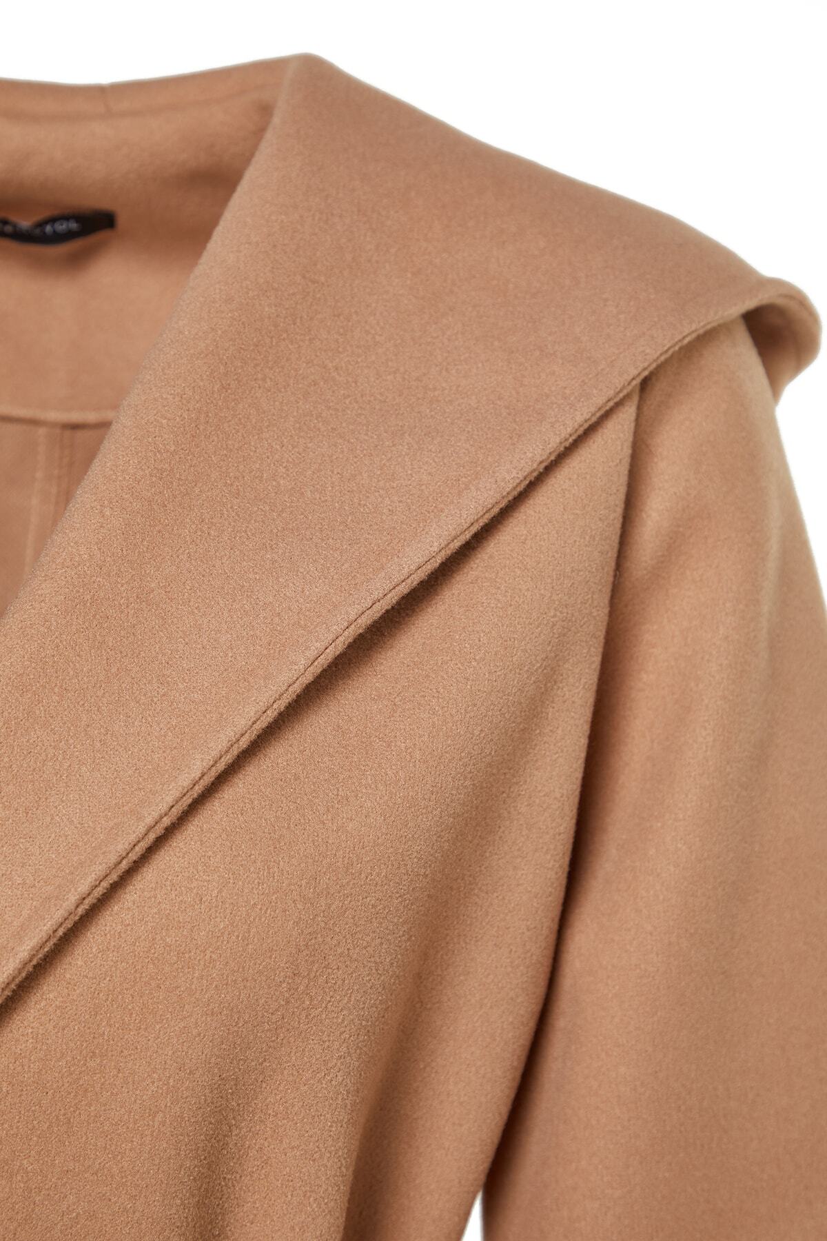 Trendyol Collection-Пальто з верблюда оверсайз широкого крою стандартного розміру з капюшоном і довгим капюшоном TWOAW24KB00017 7