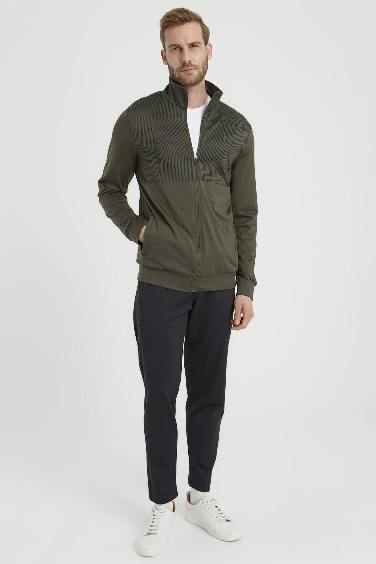 DYNAMO-Men's Khaki Diving Fabric Tracksuit Set with Print Detail on the Front 7