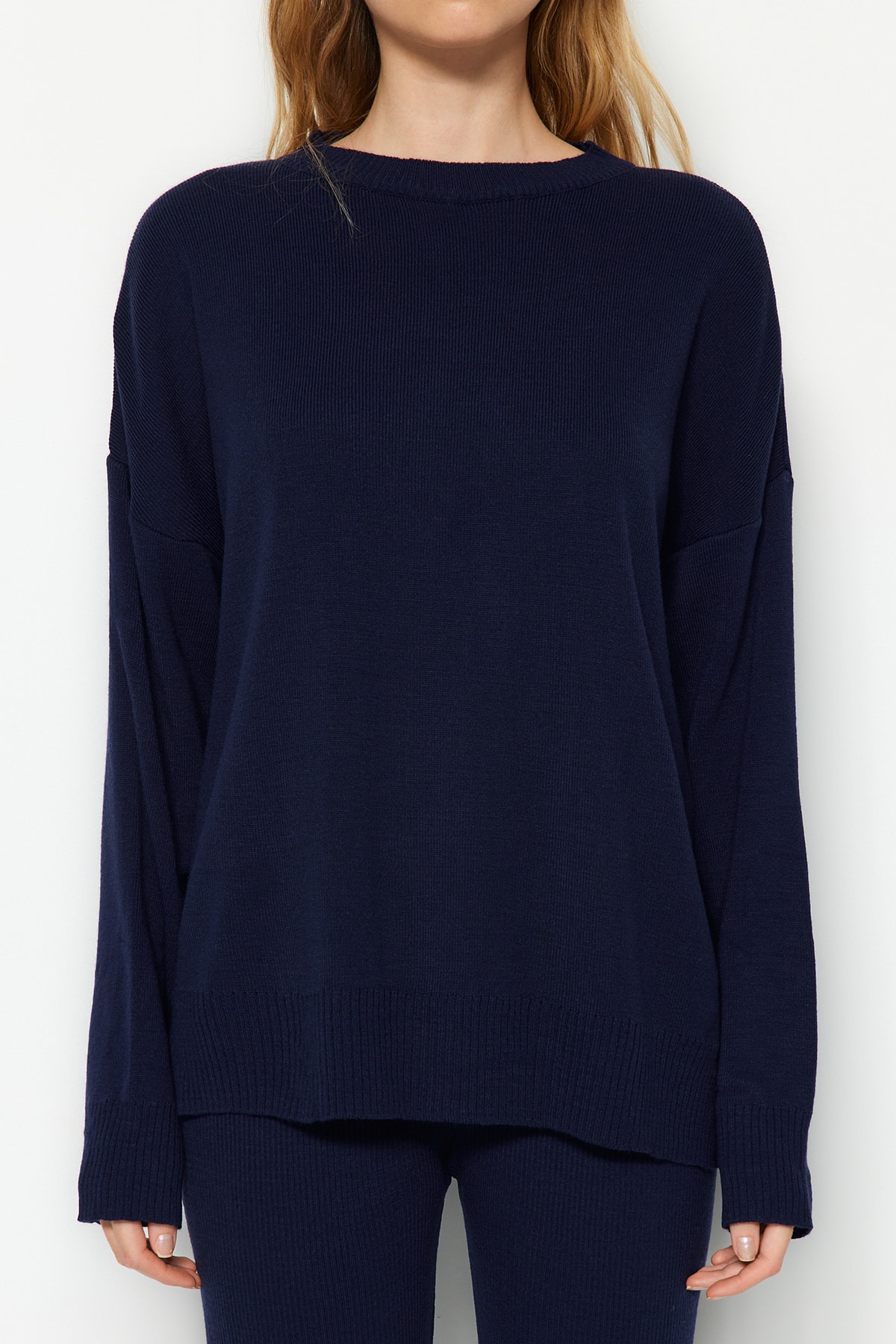 Trendyol Collection Szeroki, granatowy, dzianinowy komplet - Twoaw22Au0040