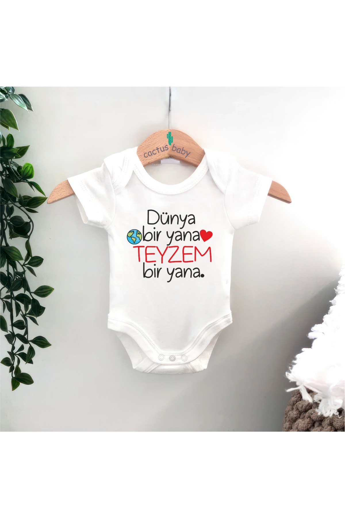 کاکتوس کالکشن بادی کودک طرح خاله کاکتوس مدل WRITTEN BODY نخی سفید ZIBIN