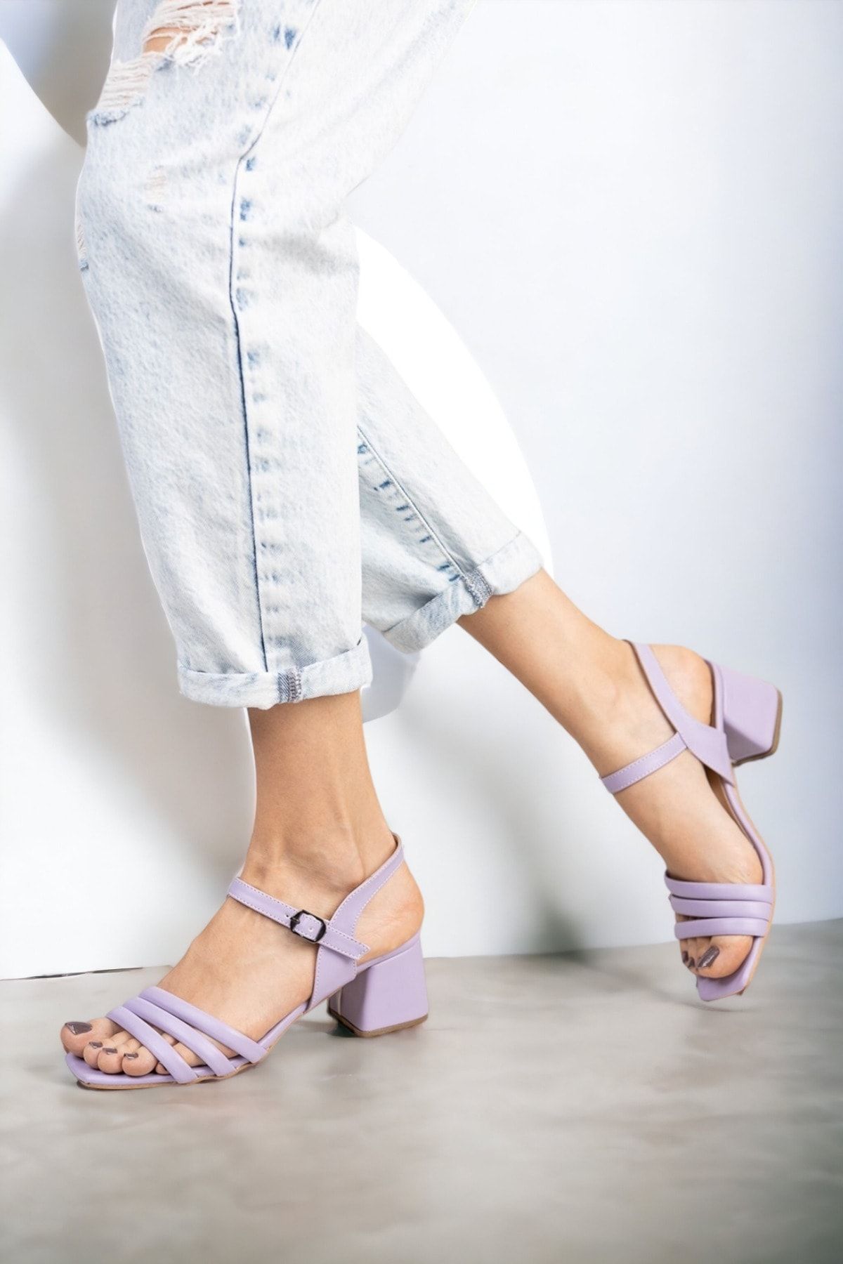 3 stripes sandals clearance
