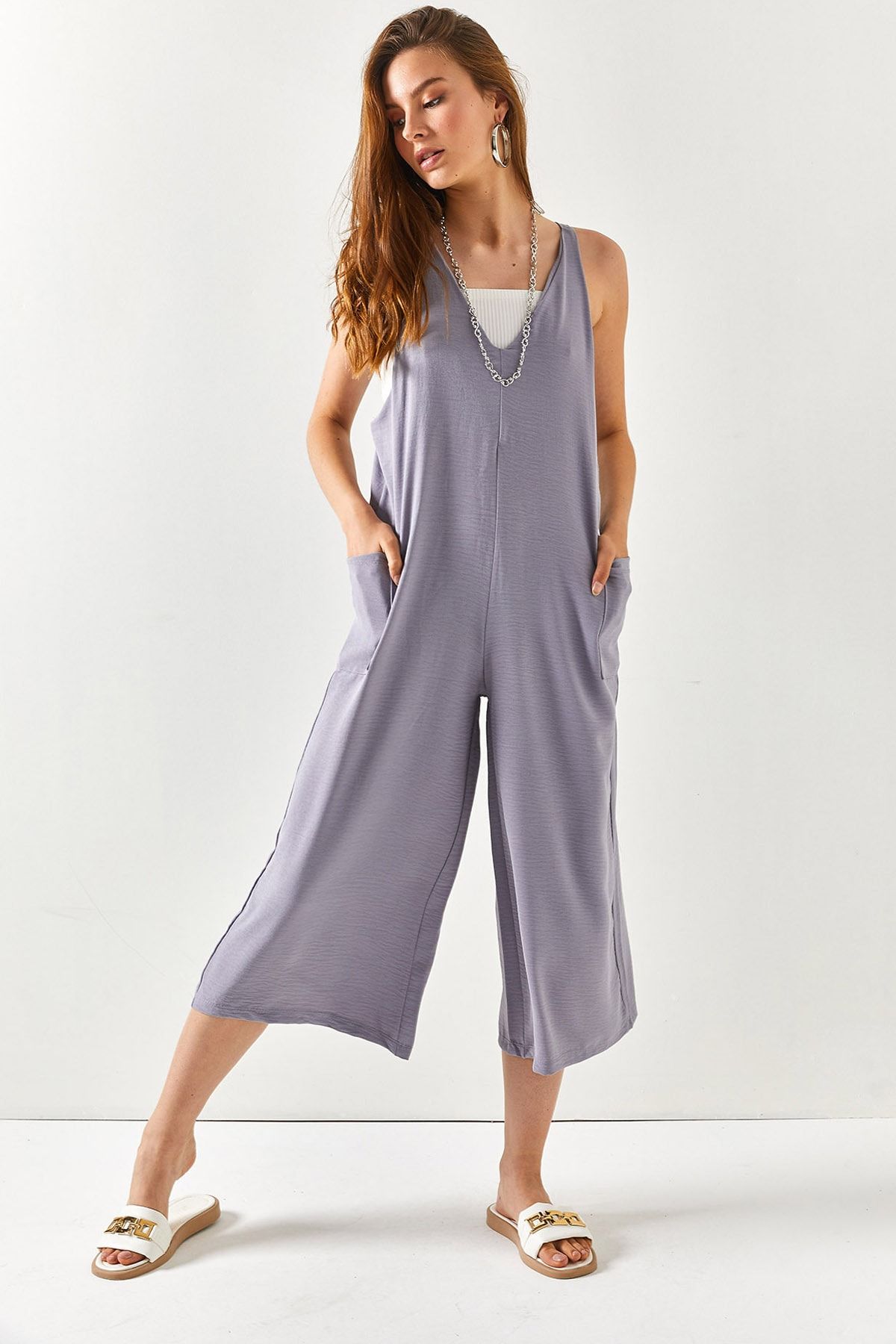 Grey sleeveless jumpsuit 2025