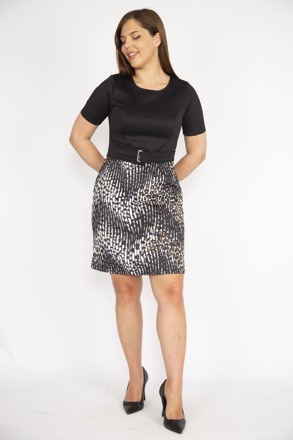Plus size white hot sale scuba skirt