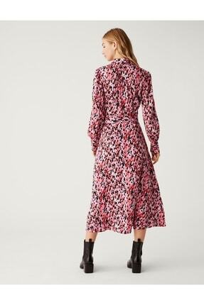 -     Marks & Spencer