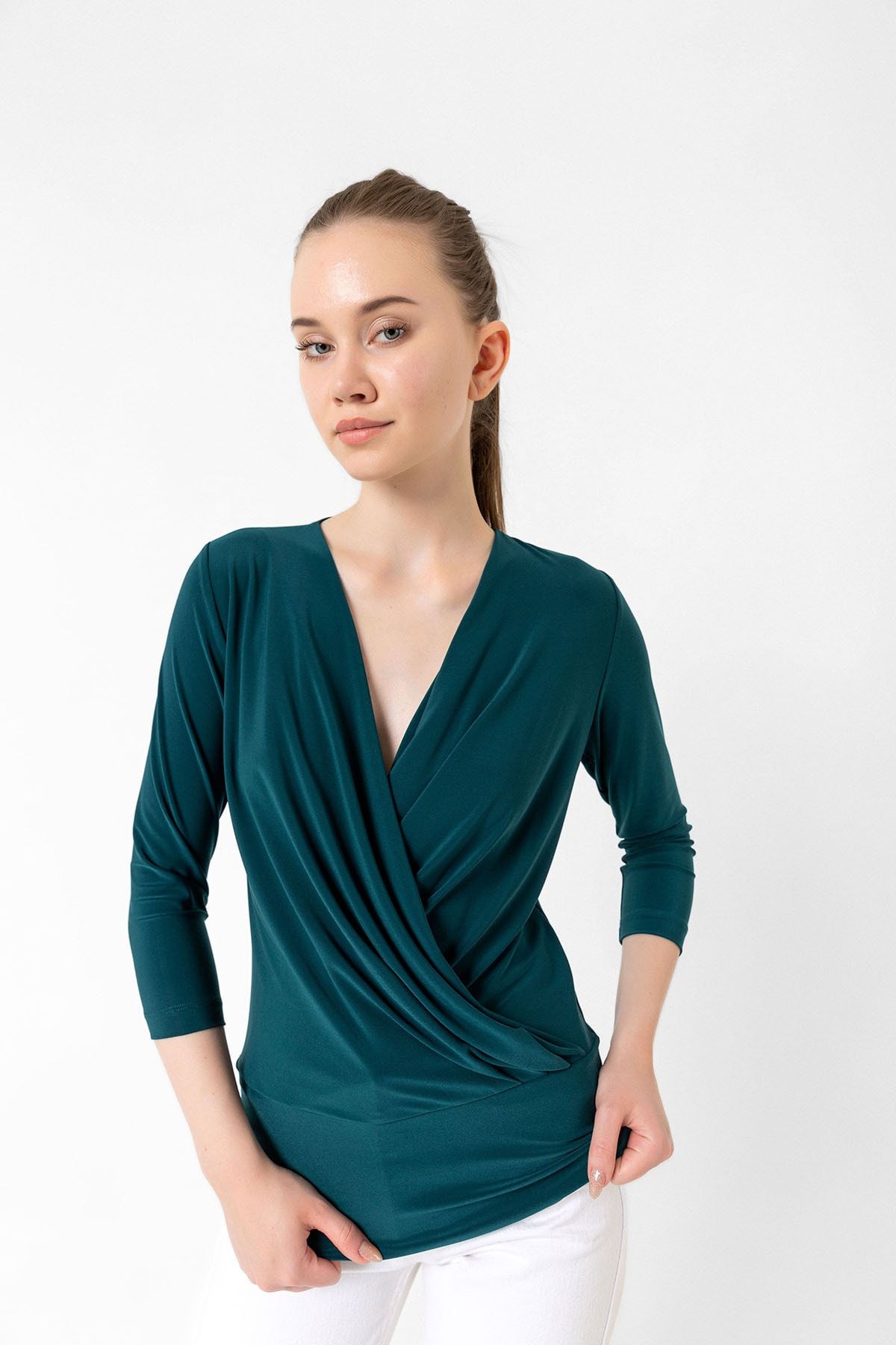 Laranor-Emerald Green Double Breasted Cut Three Quarter Sleeve Blouse 6