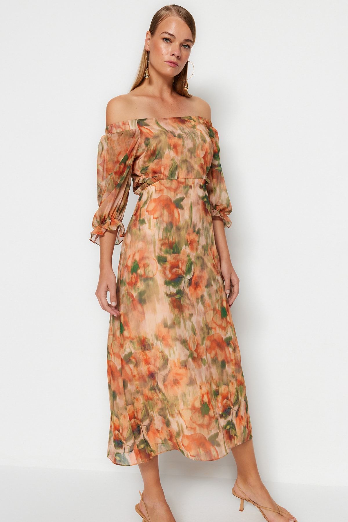 Trendyol Collection-A-vonalú Carmen nyakú - narancssárga virágmintás sifon maxi ruha TWOSS23EL02422 3