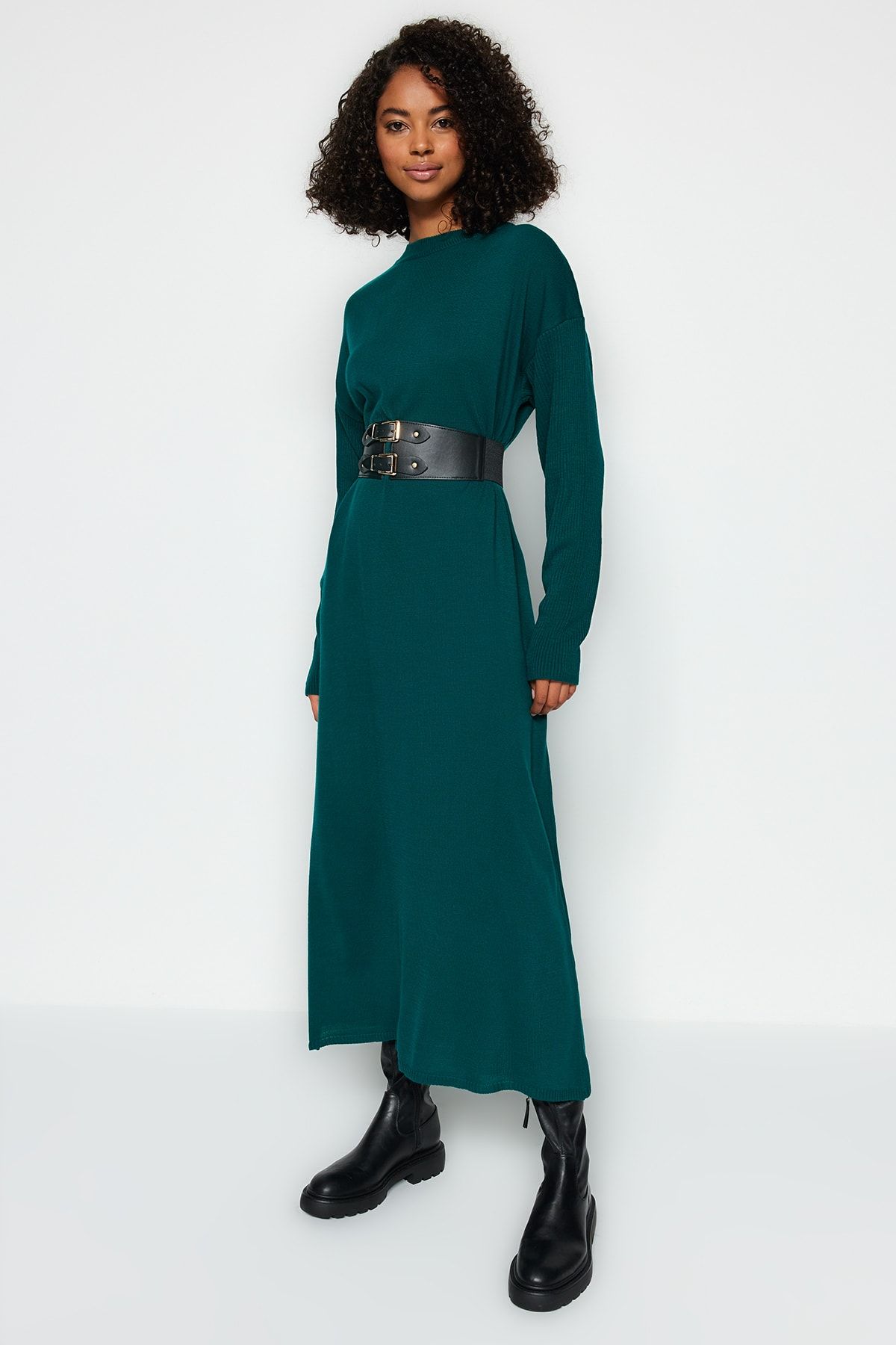 Modest shift dress 2025