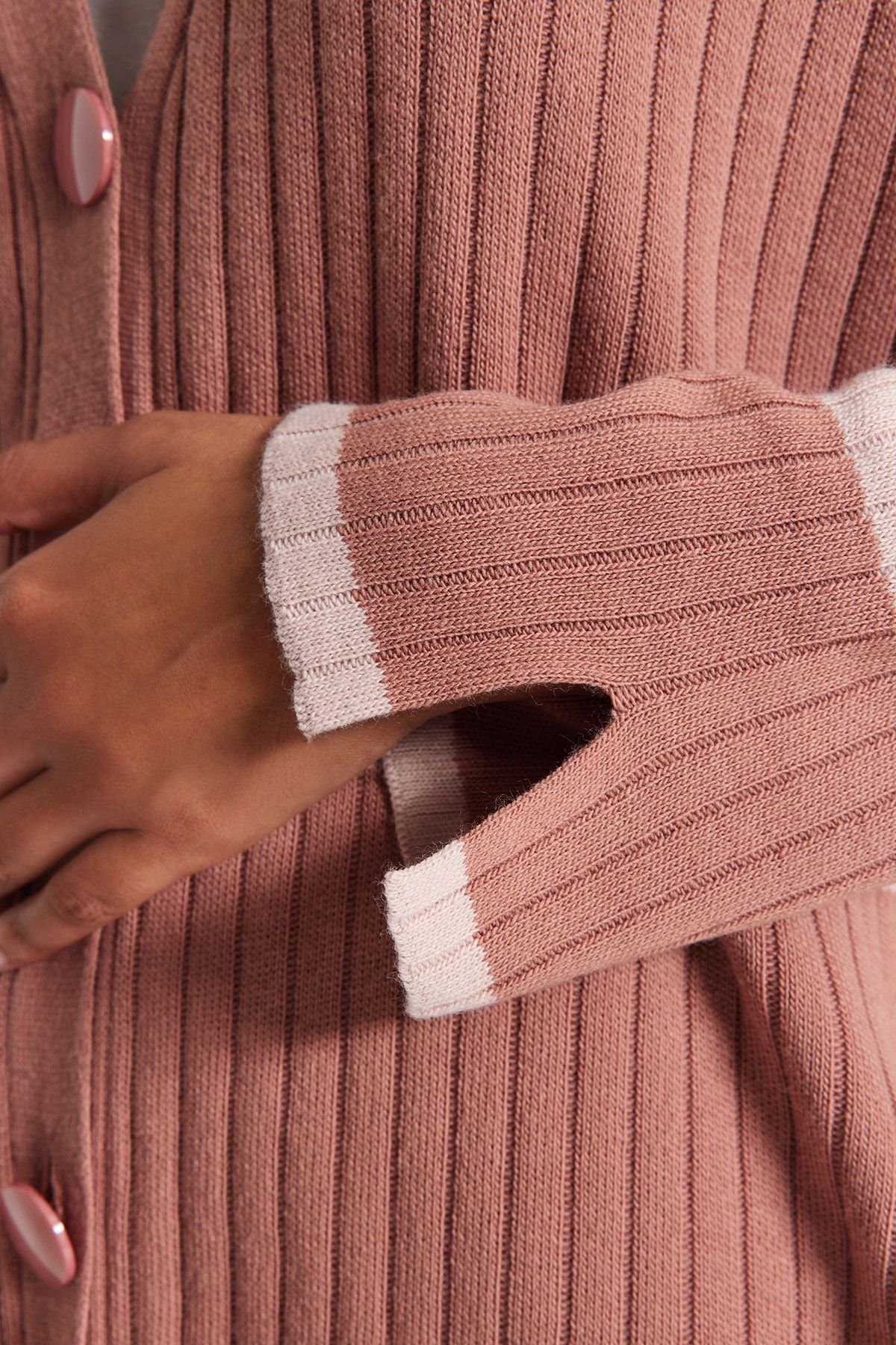 Trendyol Modest-Súprava pletených kardigánov a nohavíc Dried Rose Roving TCTAW24US00033 5