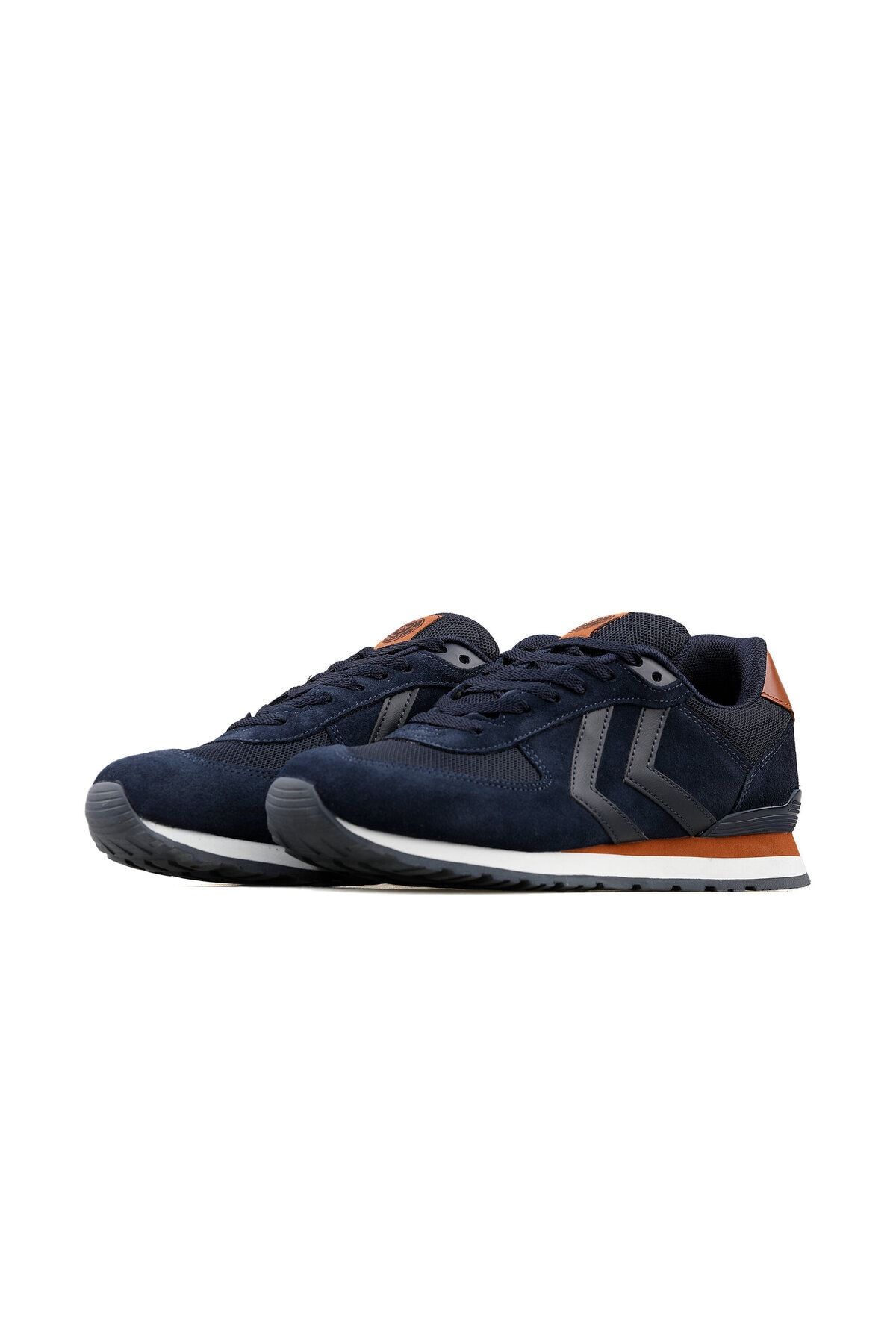 کفش راحتی مردانه Eightyone Sneaker 200600 Colorful hummel