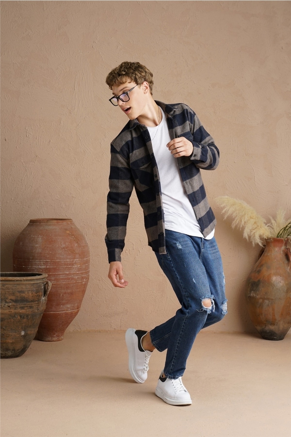 پیراهن  مردانه پنبه-پلی استر قهوه ای بیسیک راه راه Slim Fit/اسلیم فیت    Slim/اسلیم فیت کژوال/روزمره | Tarz Cool TX9322570E5525 TR - تصویر 3