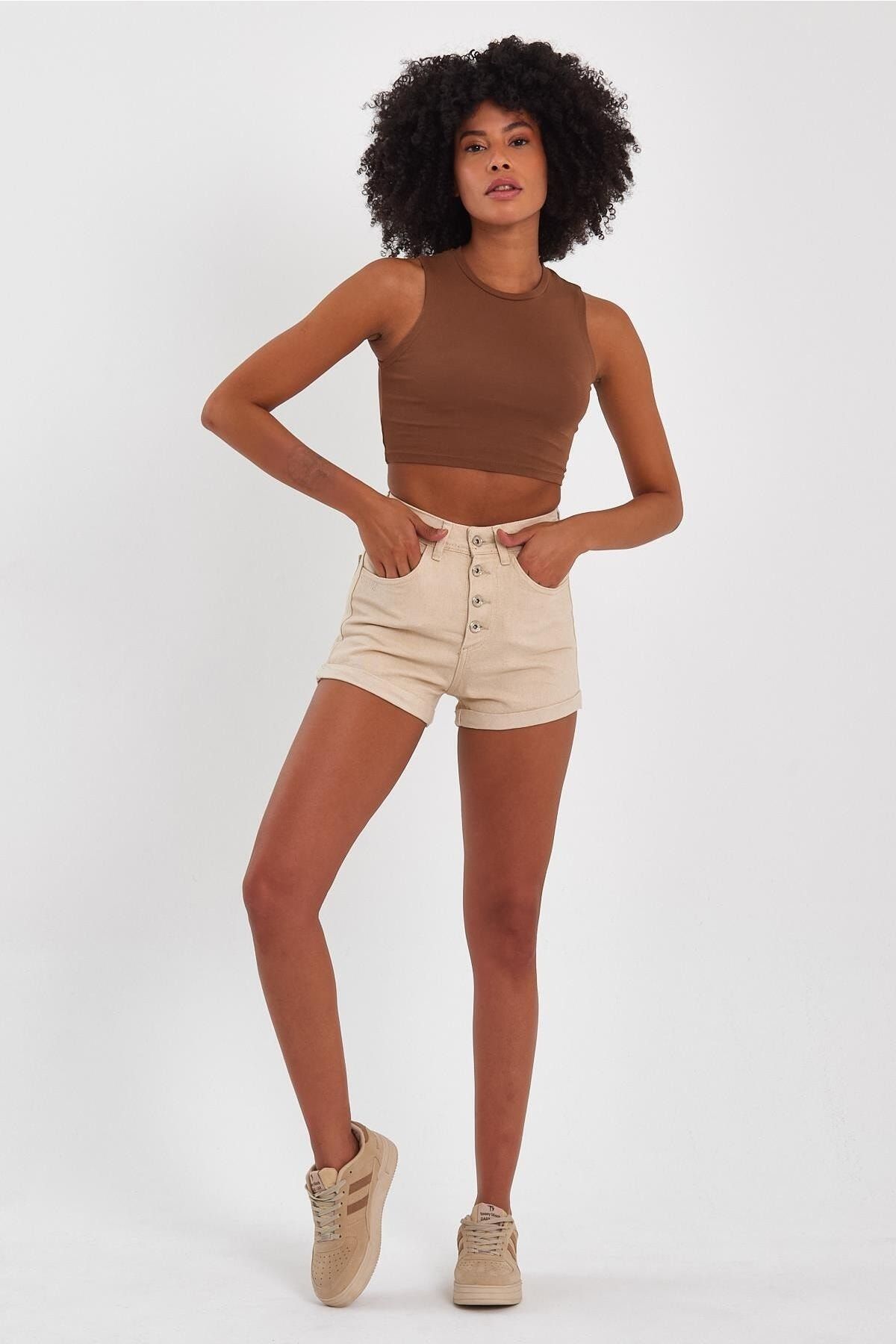 complete the look image