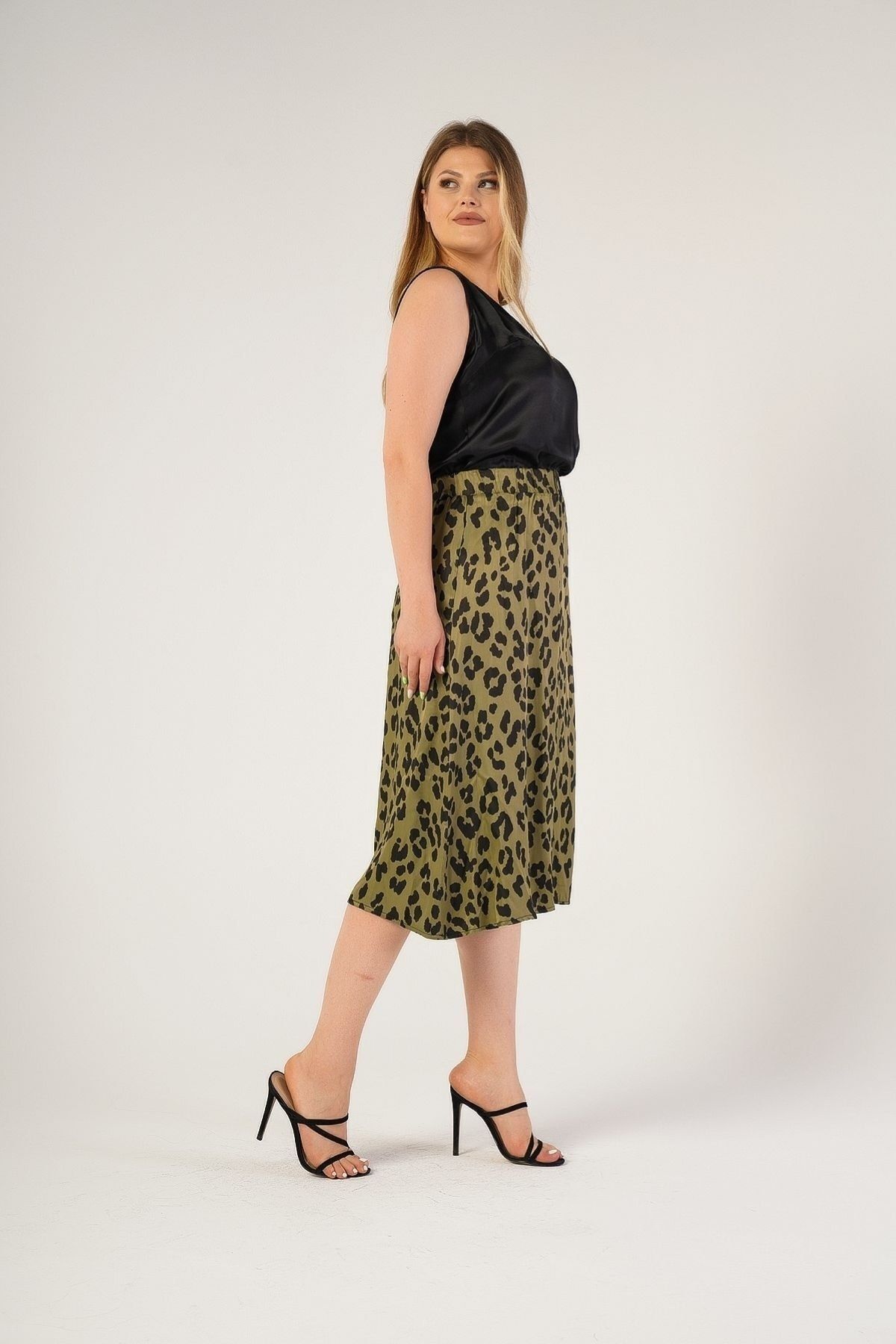 Nelly Plus Size Leopard Patterned Skirt Trendyol