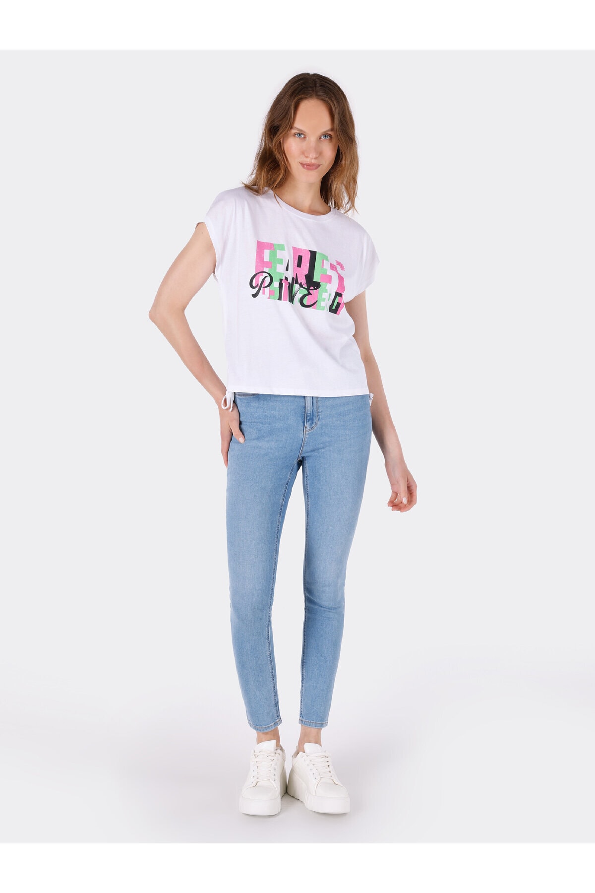 تی شرت زنانه کولینز | .CL1064000_Q1.V1_WHT Colin’s - Image 3