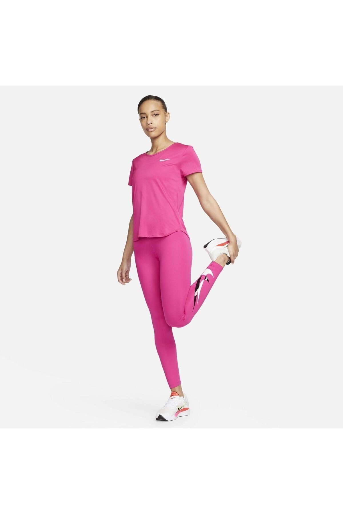 Nike One Dri Fit Training Shine Pink Leggings, Pink Shiny Leggings with 2  Inside Pockets - Trendyol