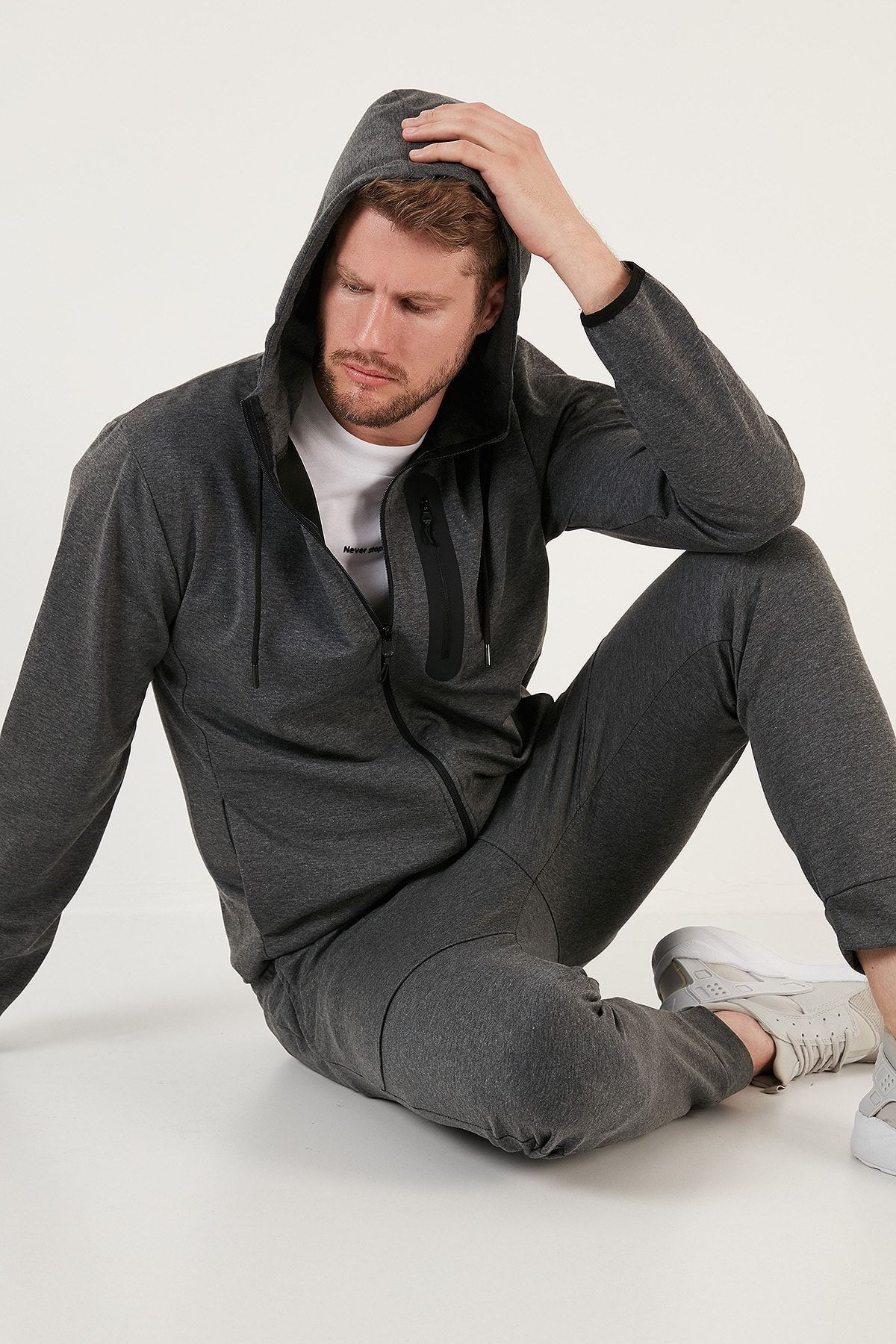 Mens slim online fit tracksuit set