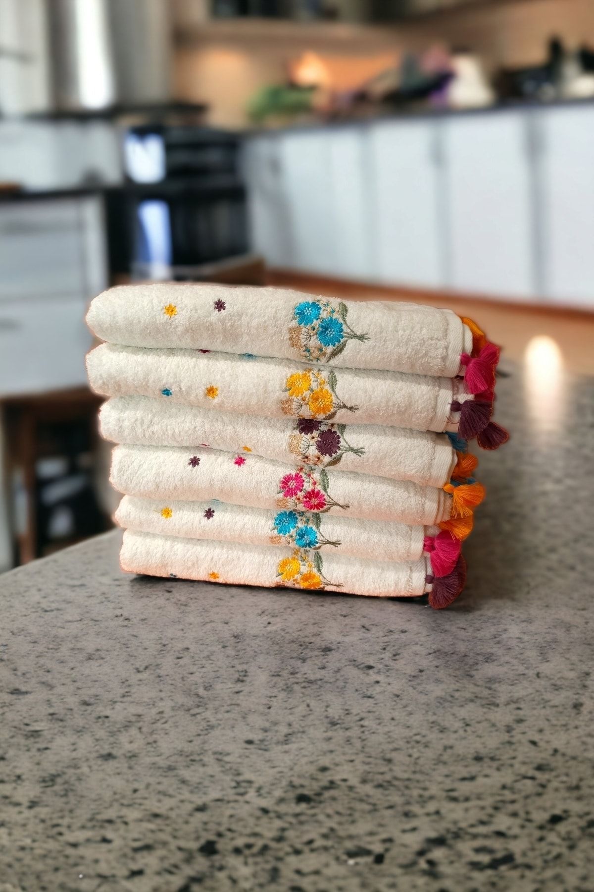 Hand towels with tassels deals