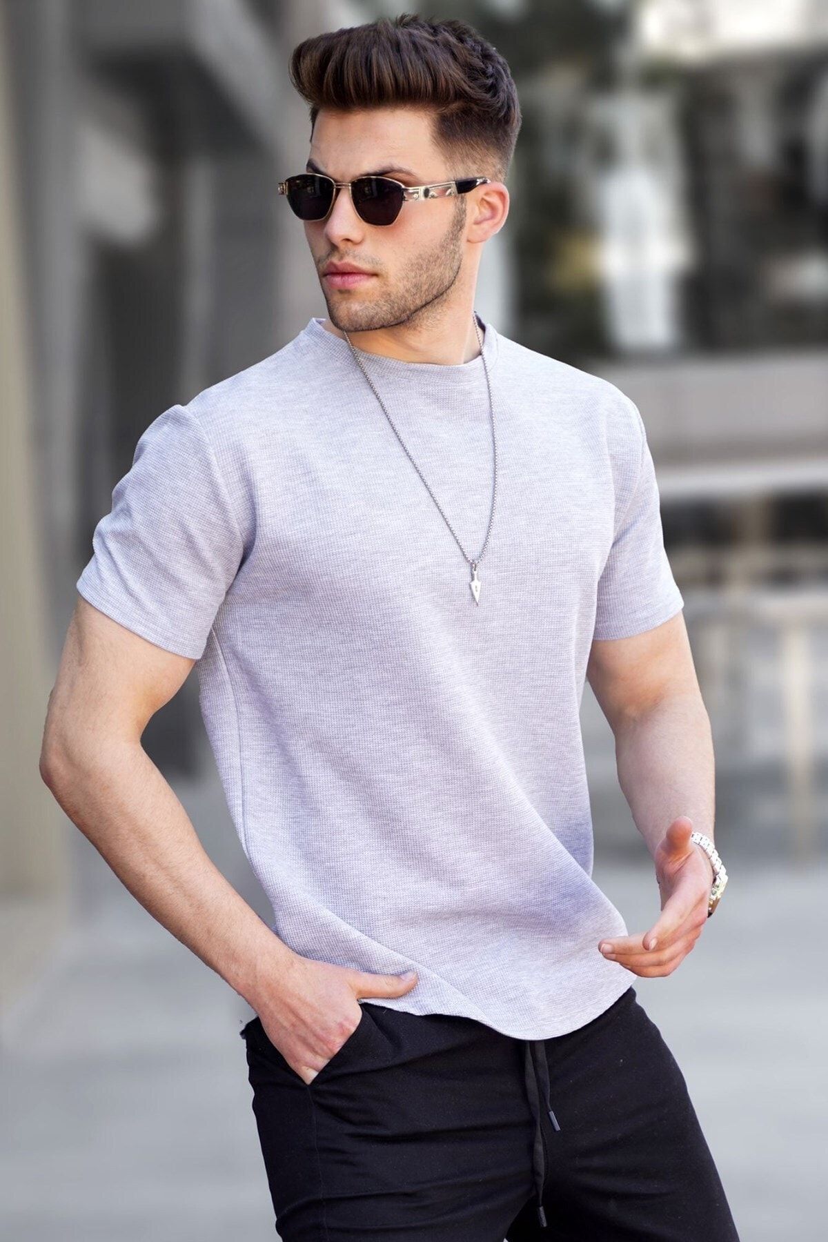تی شرت یقه گرد طرح ساده آستین کوتاه مردانه مدمکست Madmext (برند ترکیه)