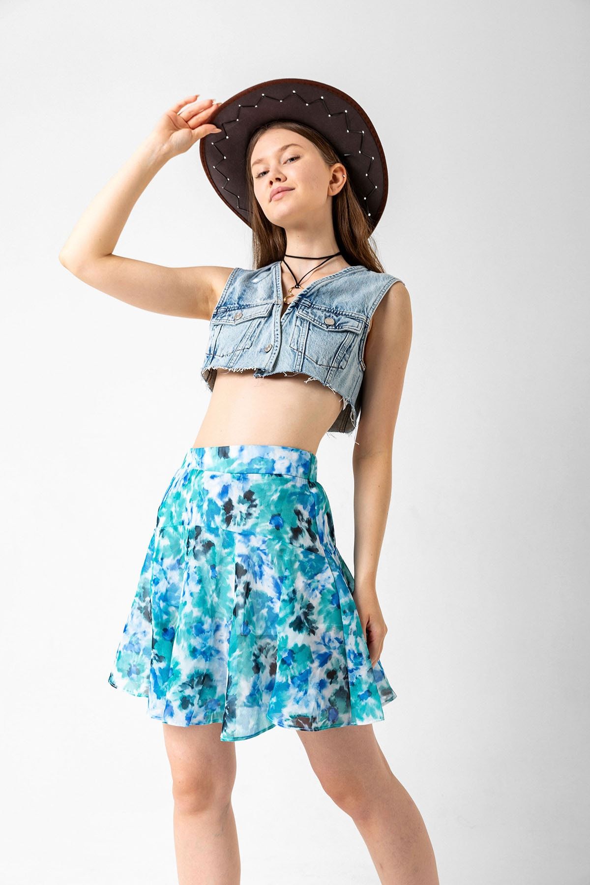 Floral chiffon mini discount skirt