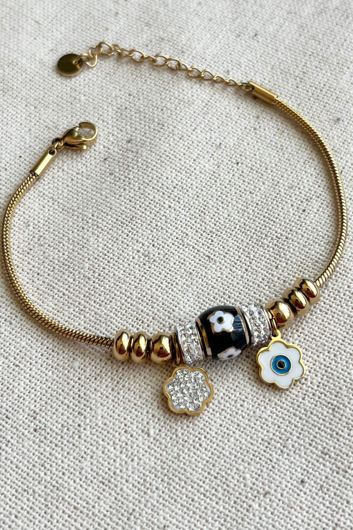 Gold flower bracelet new arrivals