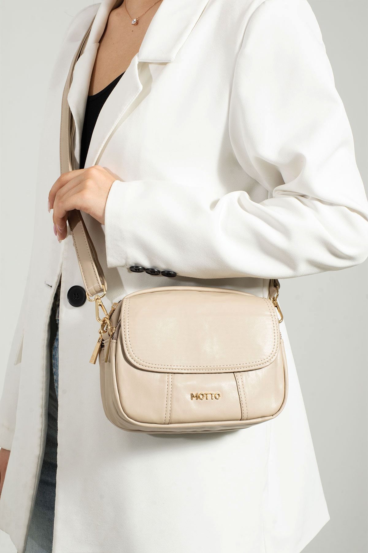Carvela soula saddle bag sales