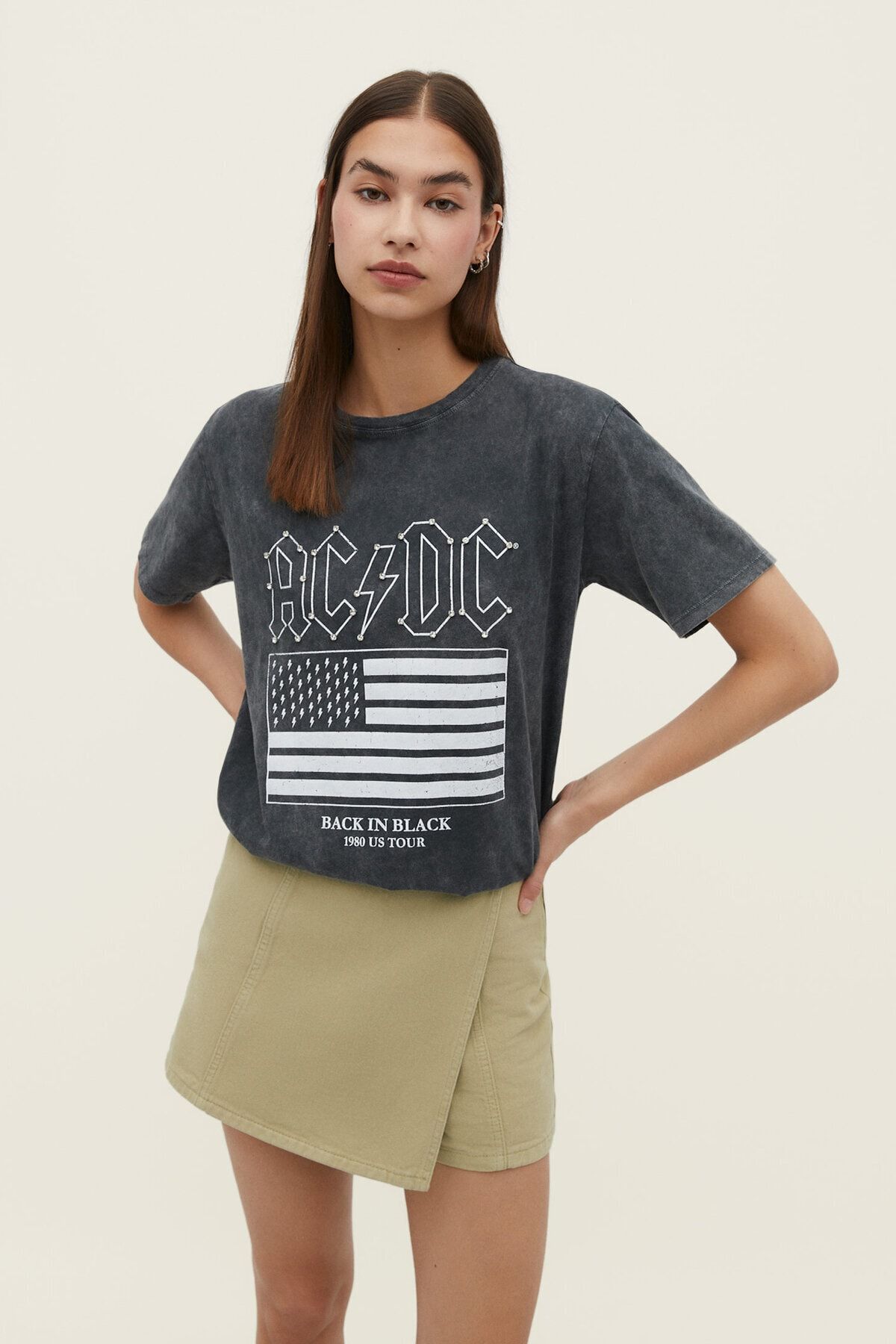 Ac store dc stradivarius
