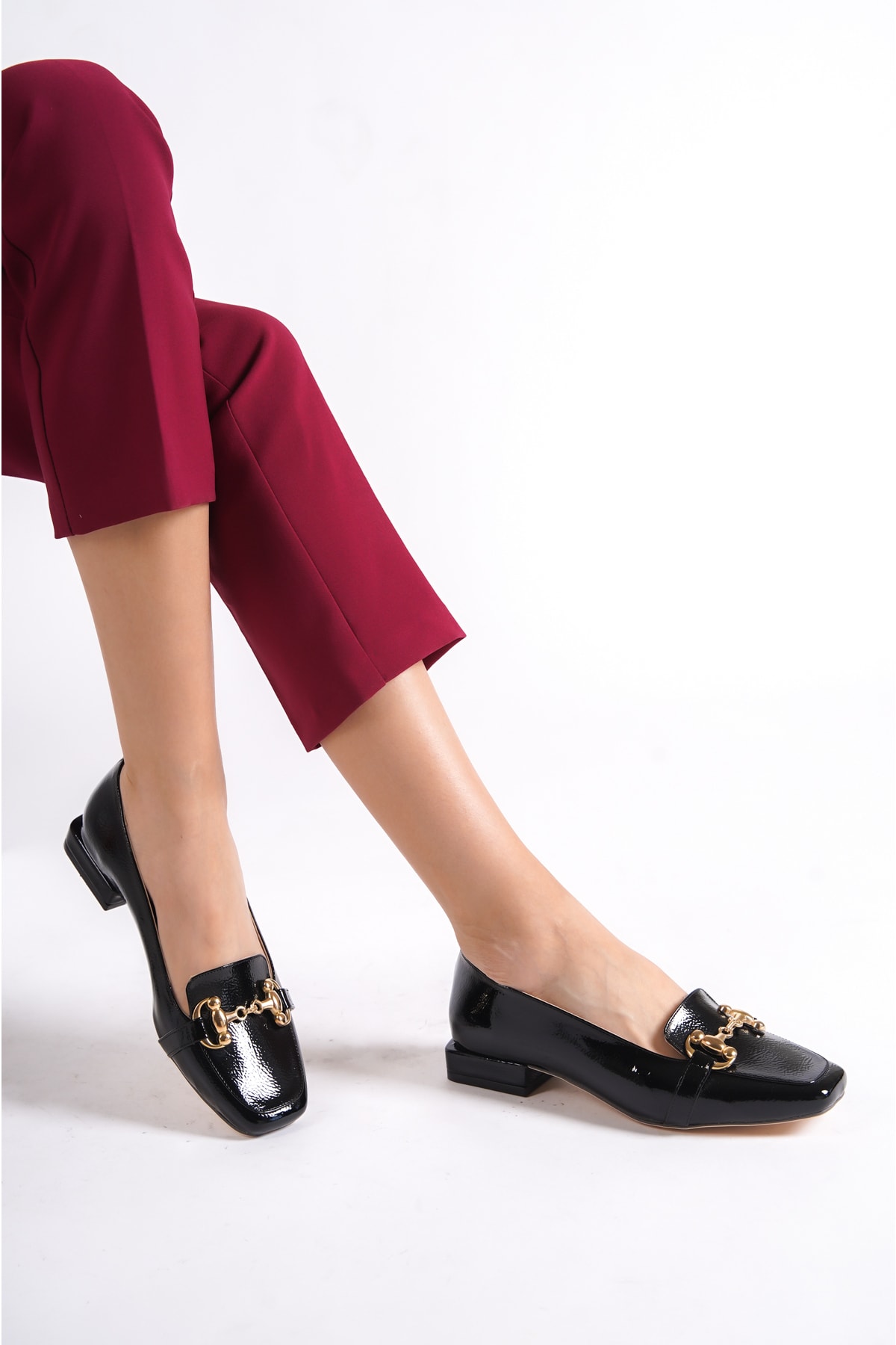 Green Skin Women's Buckle Casual Shoes BG1045-111-0002