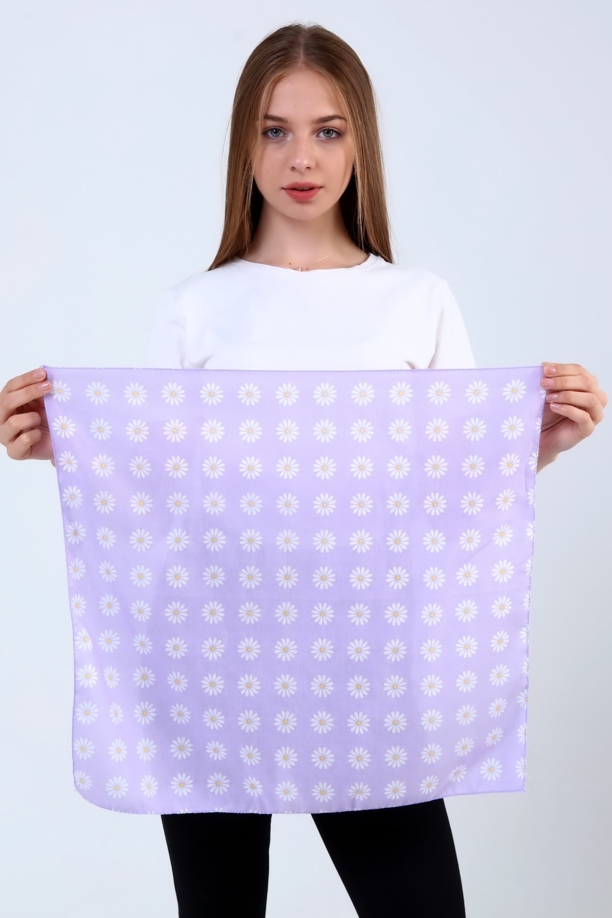 Bandana Fular Papatya Desenli %100 Pamuk Saç Aksesuar 2