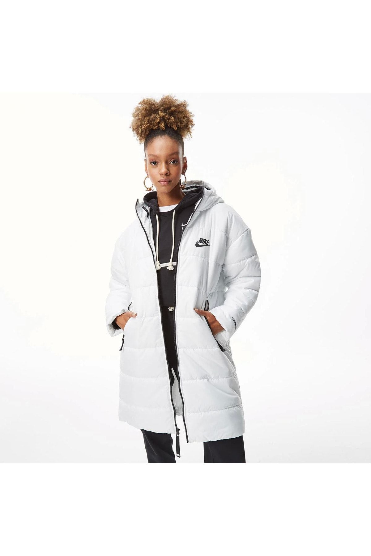 Nike Sports Winterjacket White Loose Trendyol