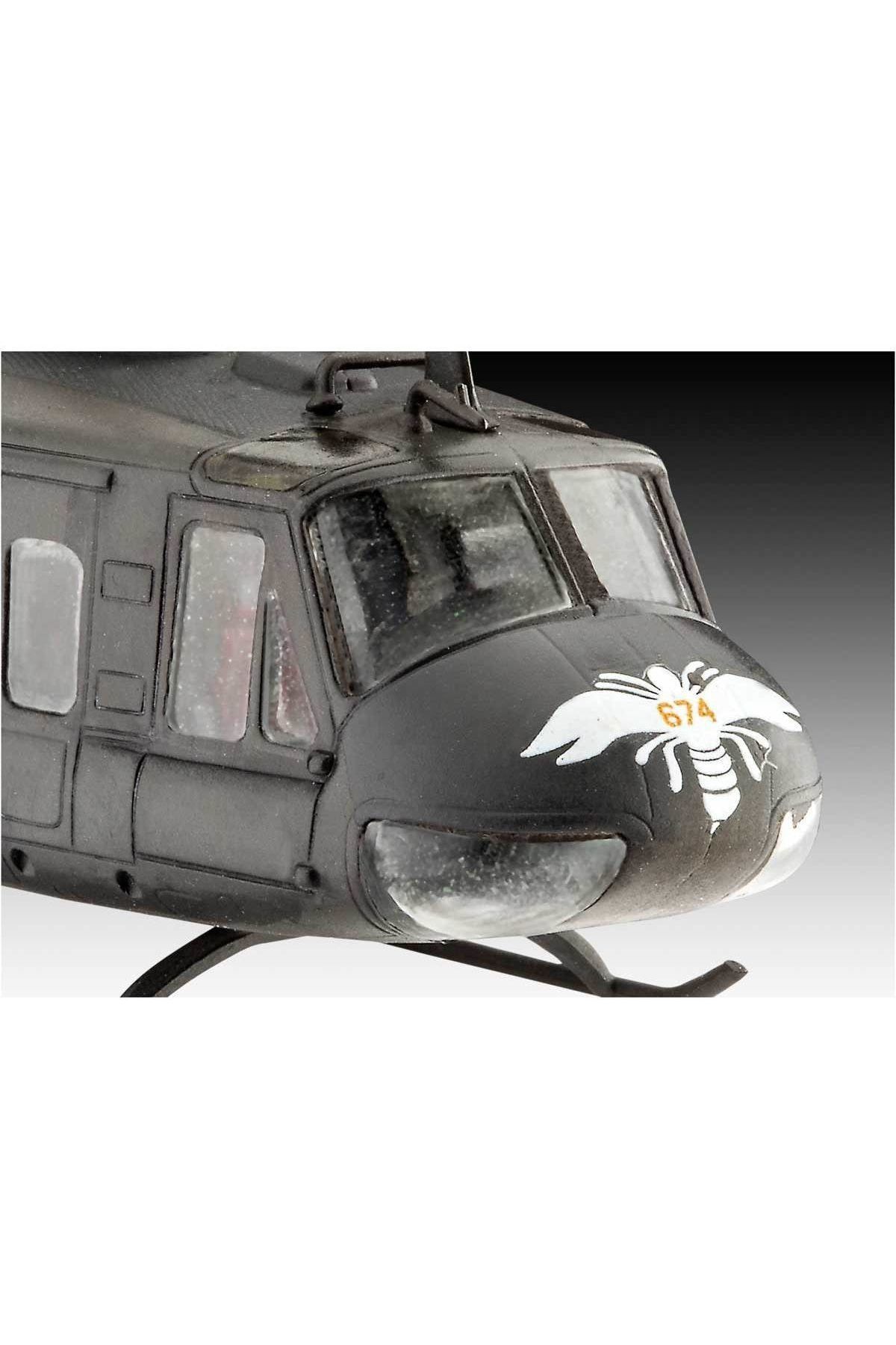 REVELL-Bell Uh-1H Gunship - Helicopter 5