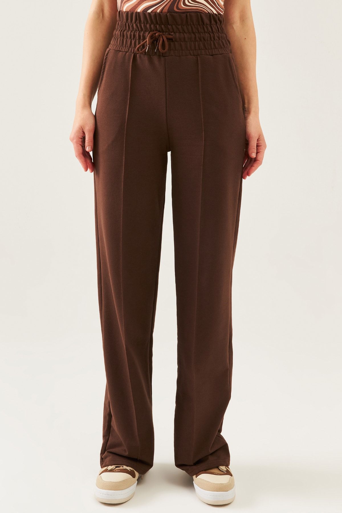 Wide shop waistband sweatpants