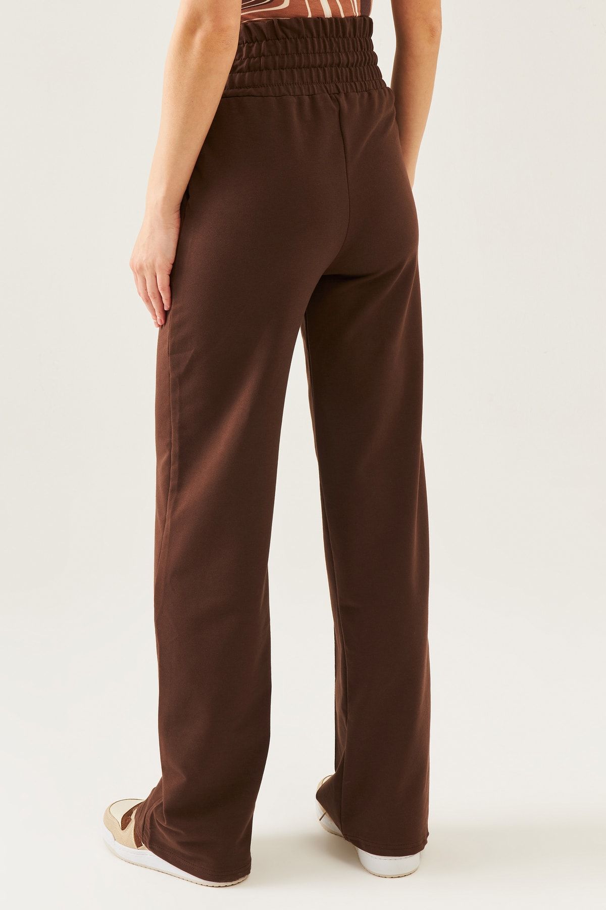 Wide shop waistband sweatpants