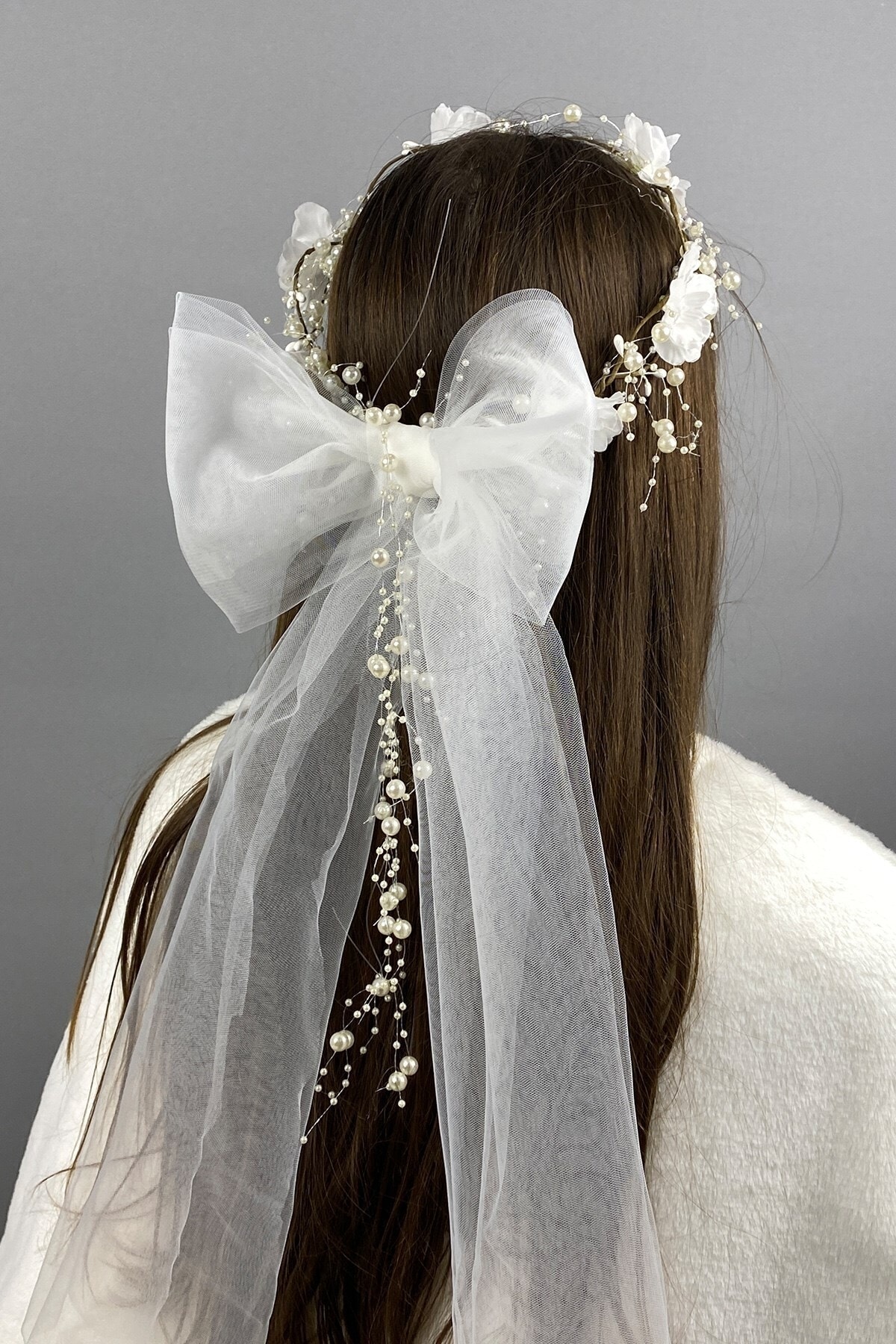Exterior Shooting Crown White Tulle Bowknot Hydrangea Floral Custom Design Bridal Henna-Hairband, Stylish Design