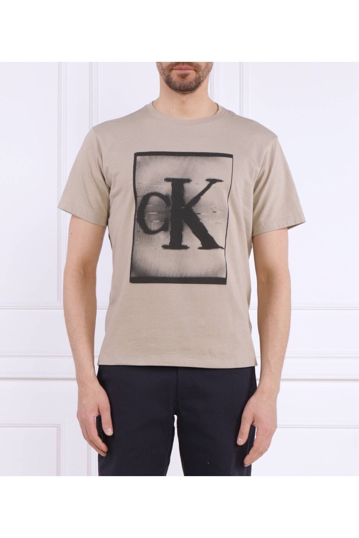 Calvin klein clearance t shirt khaki
