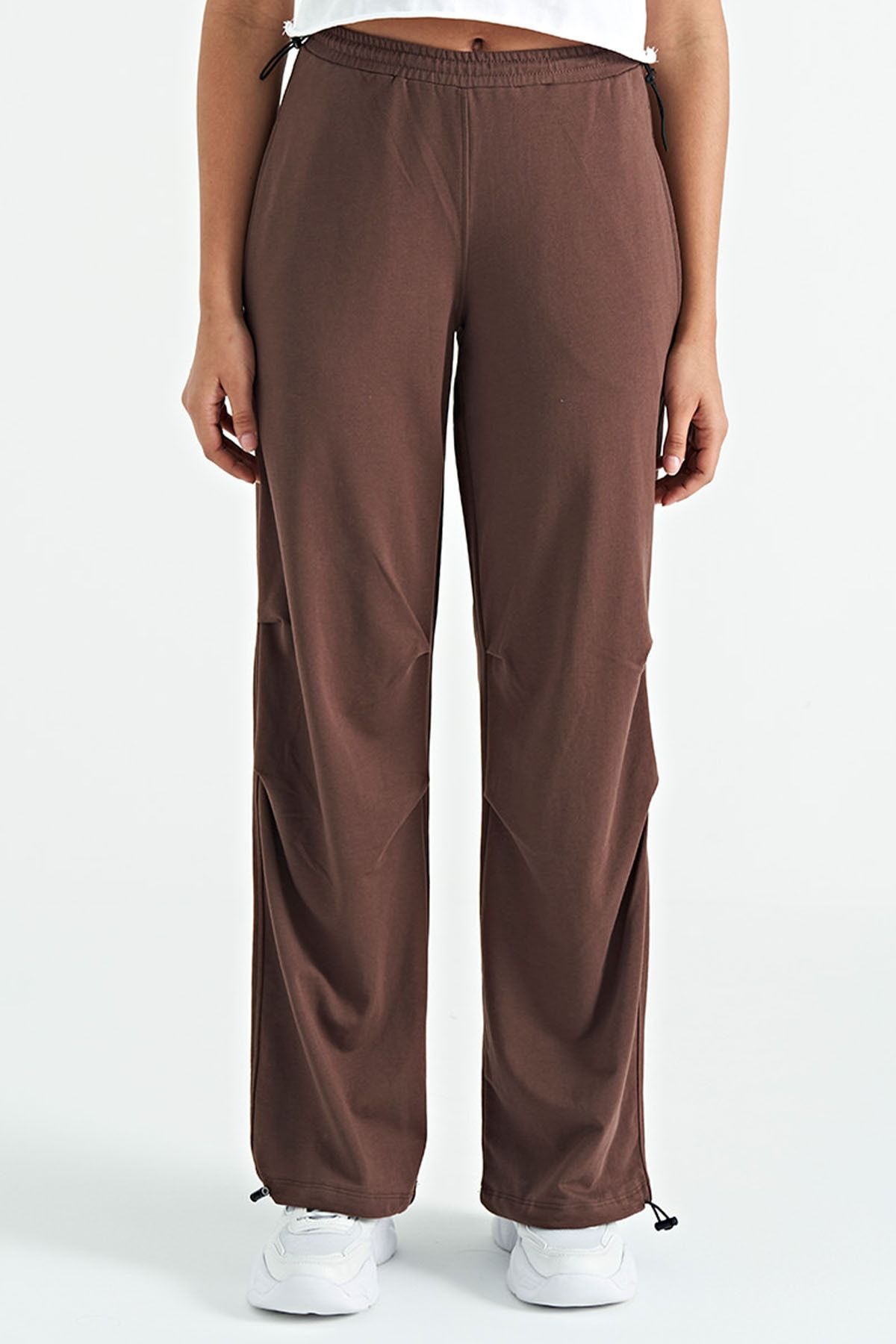 Loose leg tracksuit bottoms best sale