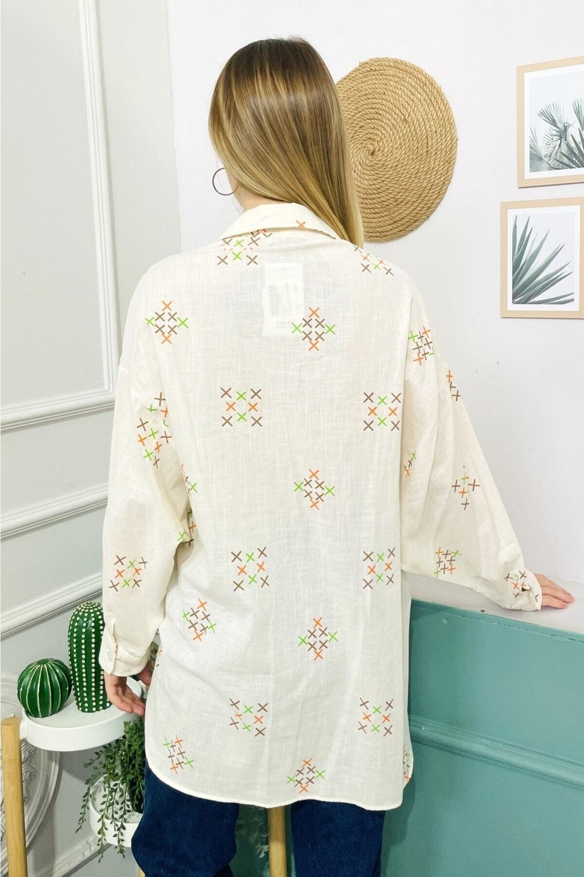 Embroidered pocket tunic