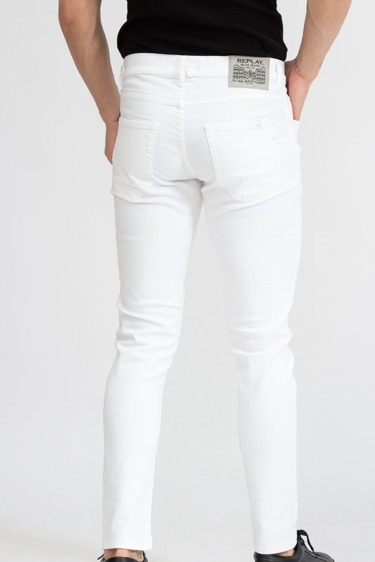 شلوار جین مردانه MICKYM SLIM TAPERED JEAN M10210008005301 Replay