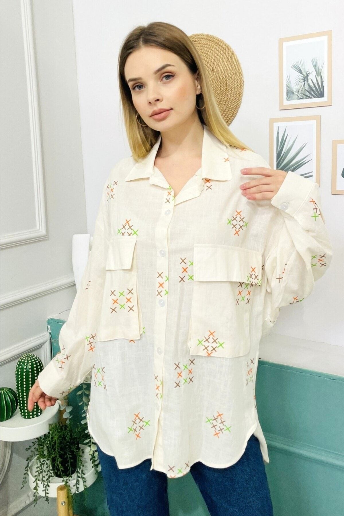 Embroidered pocket tunic