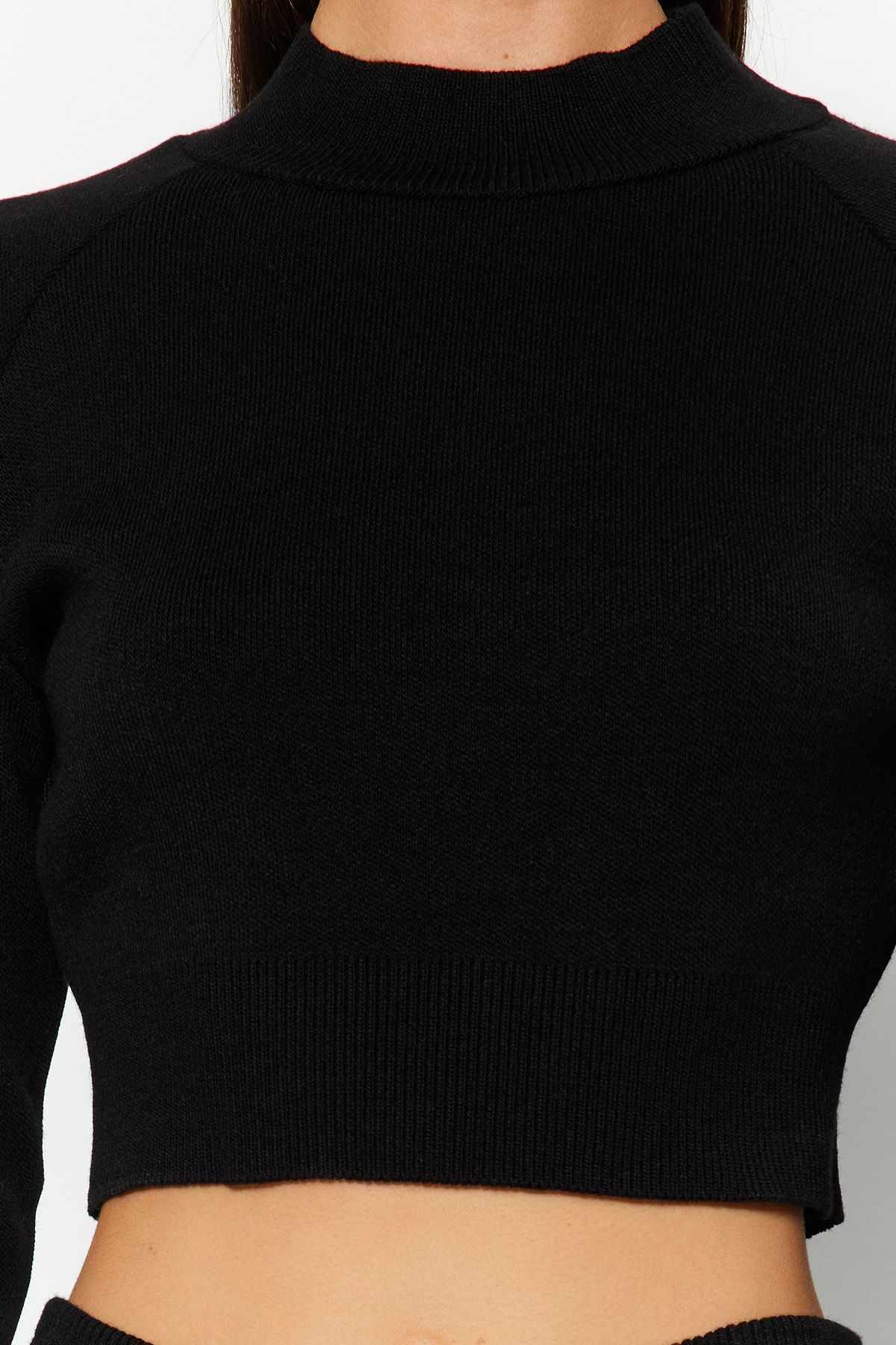 Trendyol Collection-Black Crop Basic Knitwear Top and Bottom Set TWOAW24AU00024 4