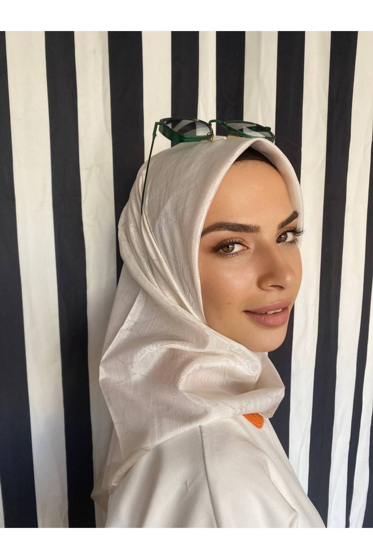 Monogram scarf new arrivals