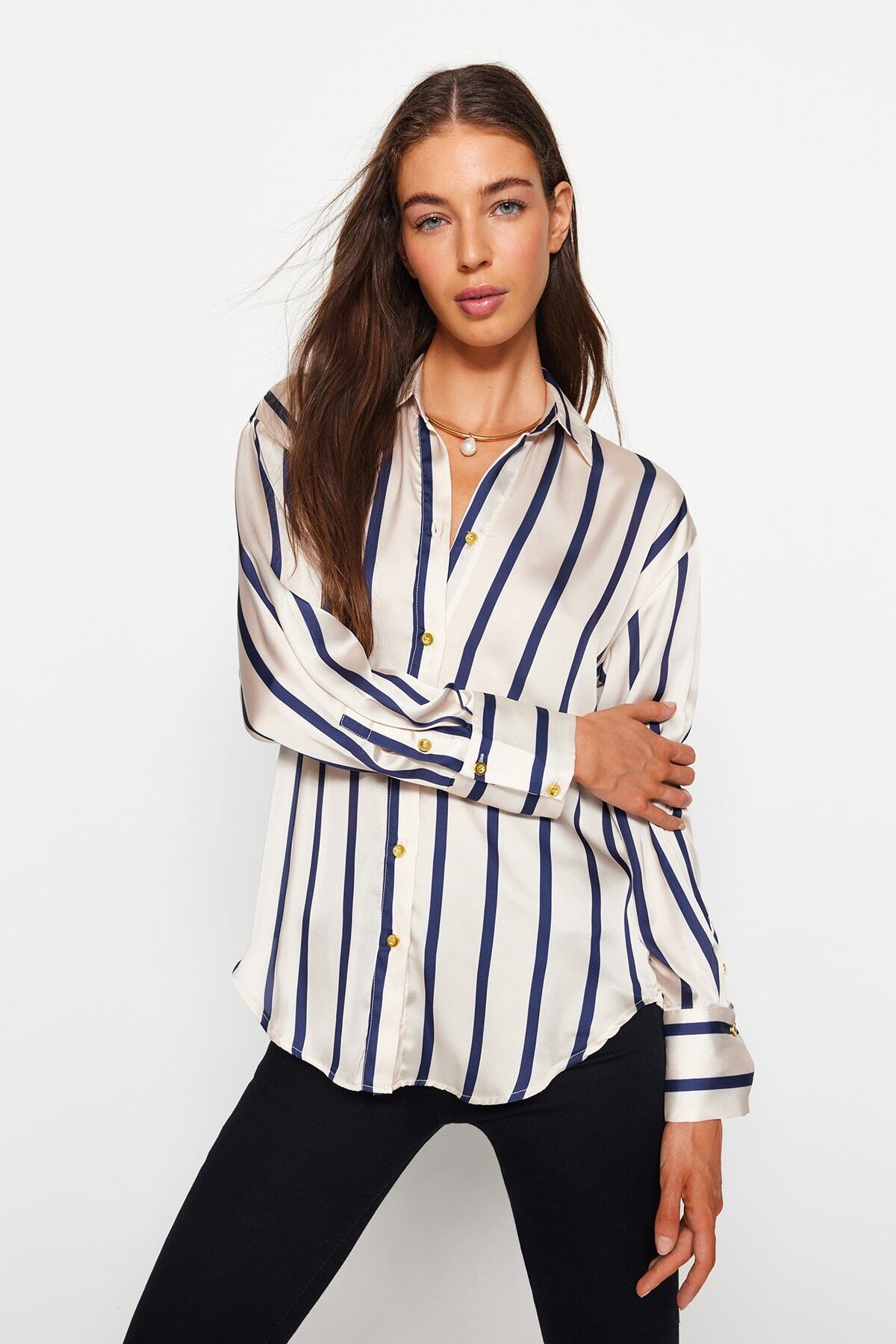 Trendyol Collection-Ecru Satin Oversize Hemd - Wide Fit, gestreift TWOAW24GO00016 2